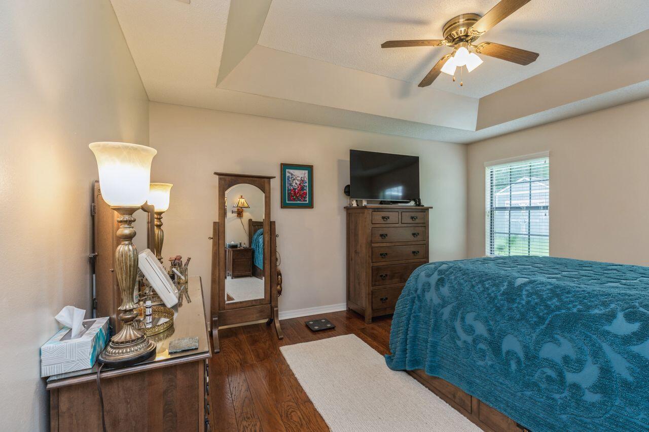 FOXWOOD ESTATES 1 - Residential