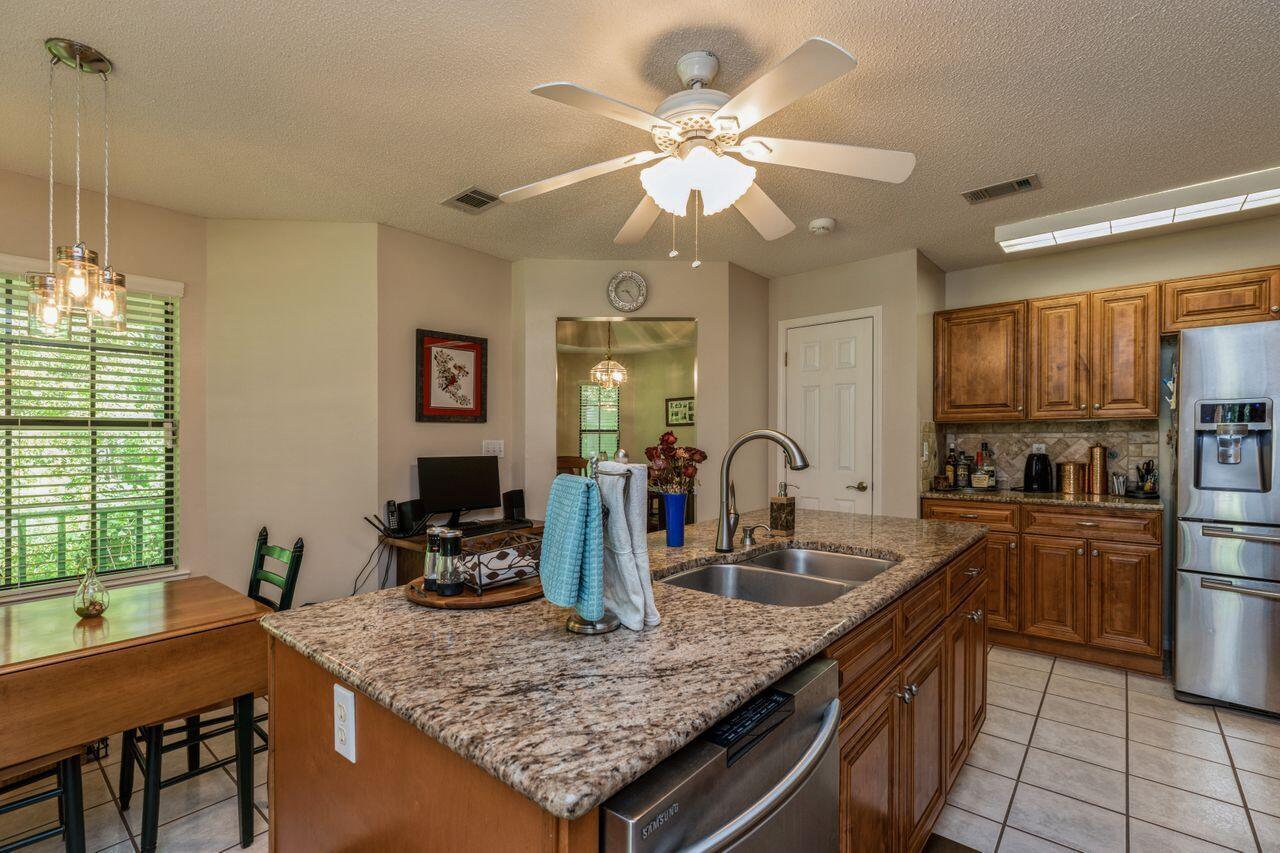 FOXWOOD ESTATES 1 - Residential