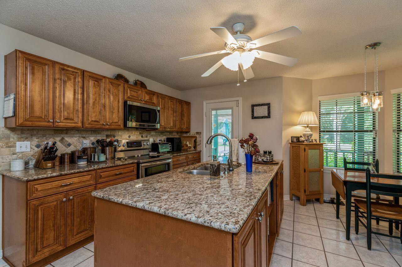 FOXWOOD ESTATES 1 - Residential