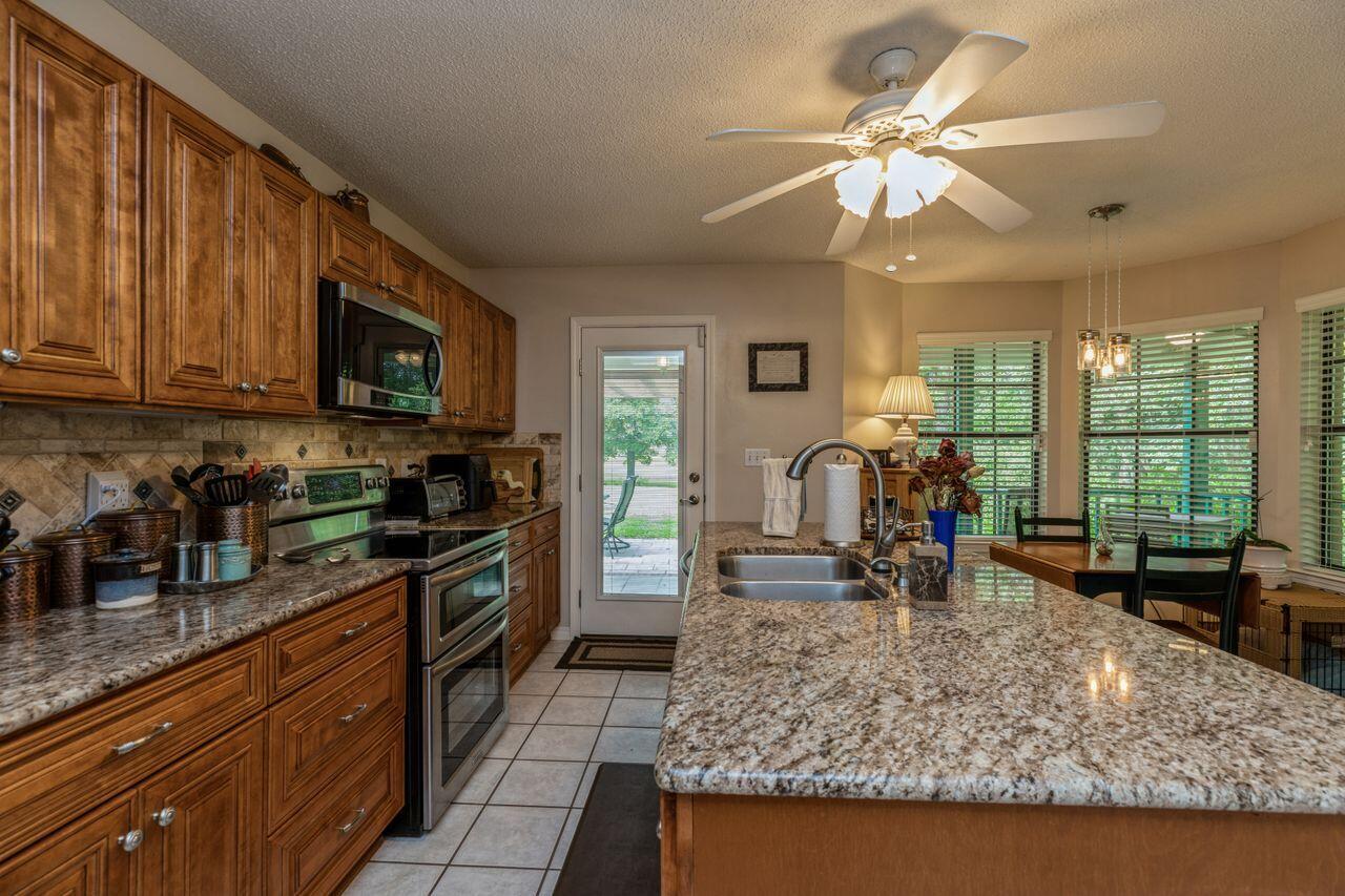 FOXWOOD ESTATES 1 - Residential