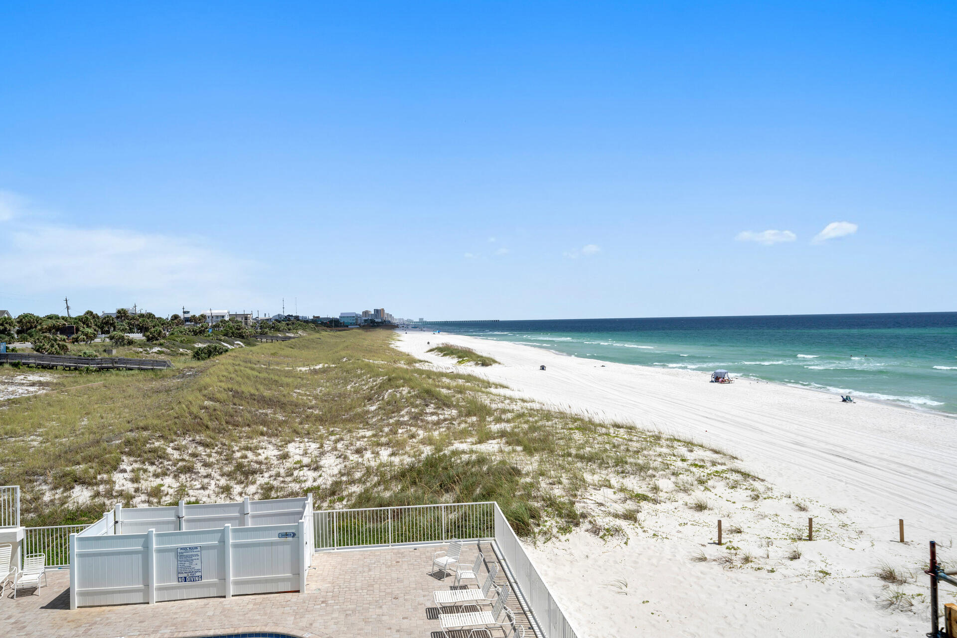 Fontainebleau Terrace - Residential