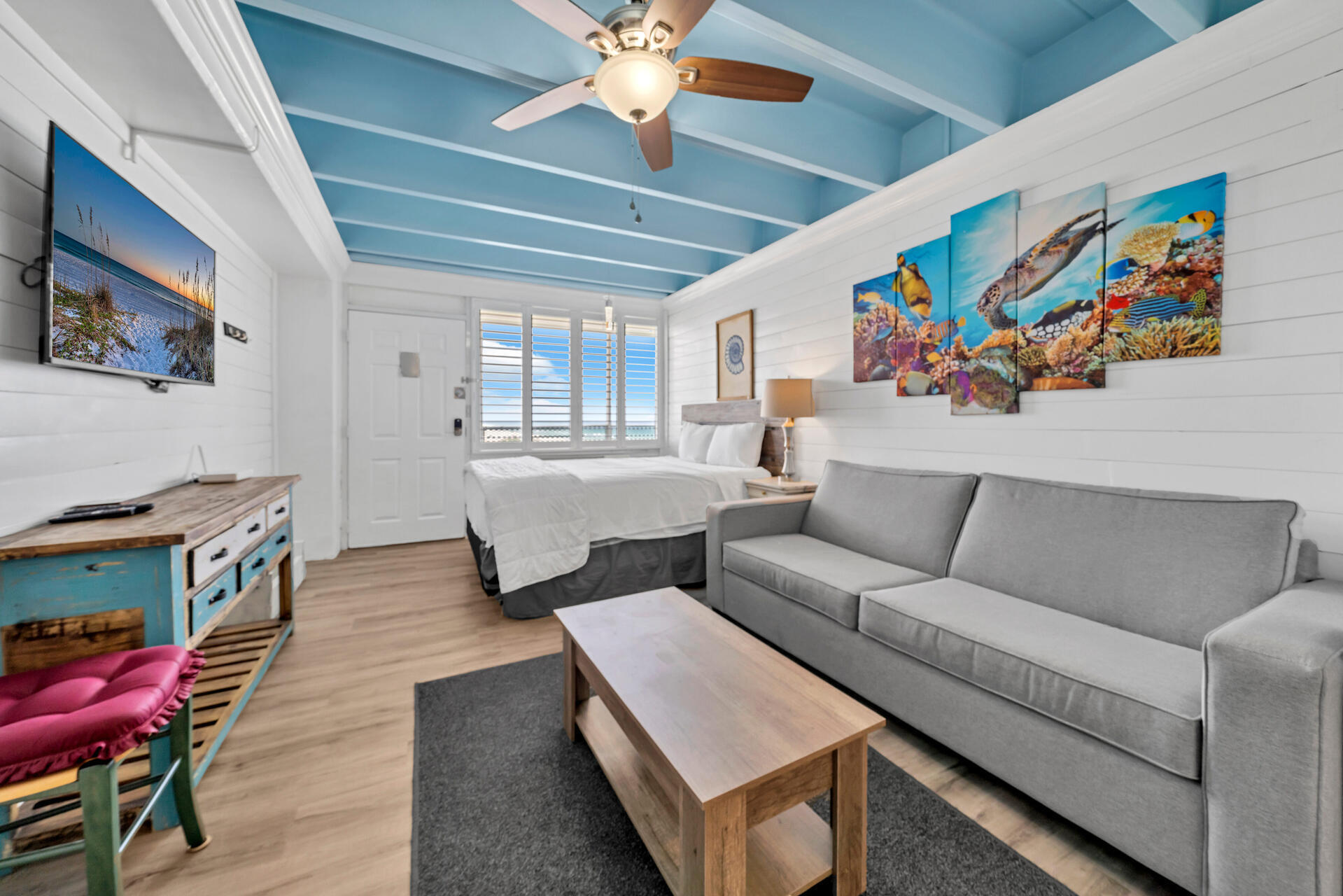 Fontainebleau Terrace - Residential