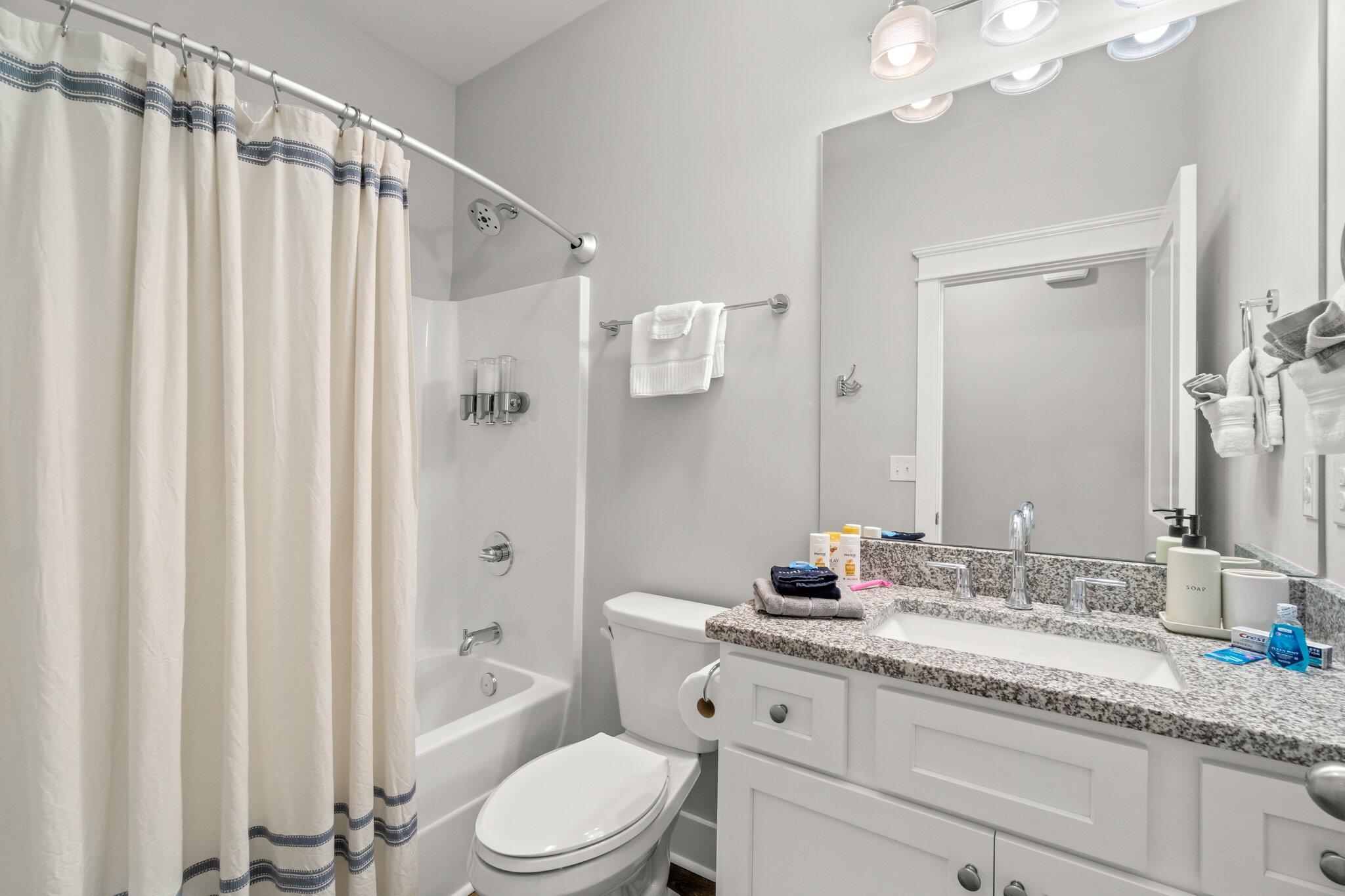 SOUTHFIELD - Residential