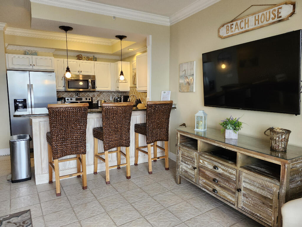 DESTIN WEST BEACH & BAY RESORT-GULFSIDE - Residential