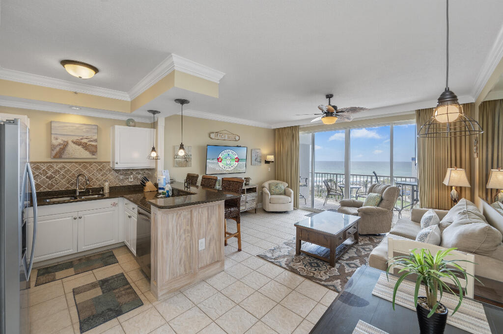 DESTIN WEST BEACH & BAY RESORT-GULFSIDE - Residential
