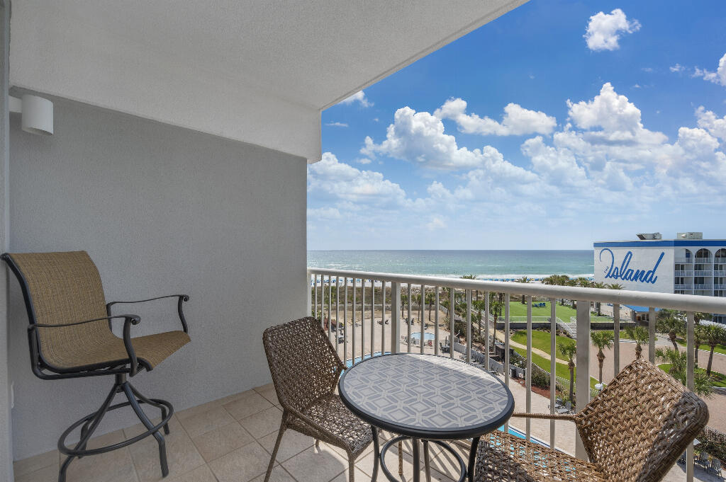 DESTIN WEST BEACH & BAY RESORT-GULFSIDE - Residential