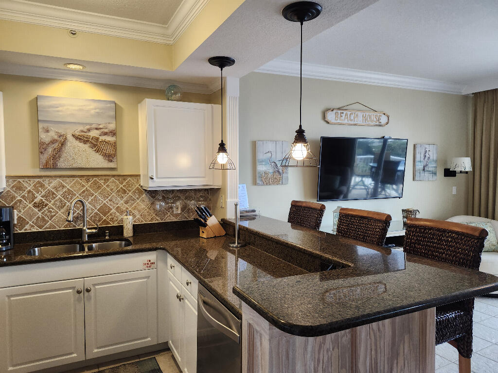 DESTIN WEST BEACH & BAY RESORT-GULFSIDE - Residential