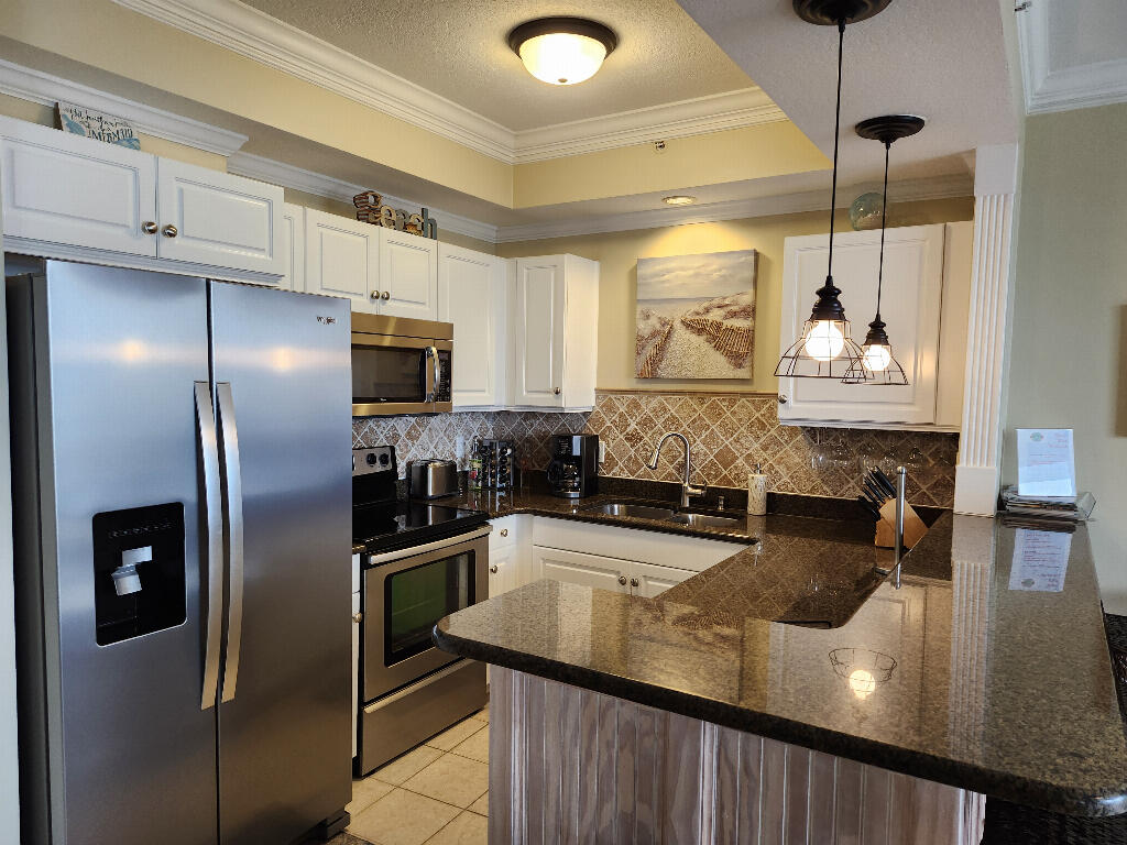 DESTIN WEST BEACH & BAY RESORT-GULFSIDE - Residential