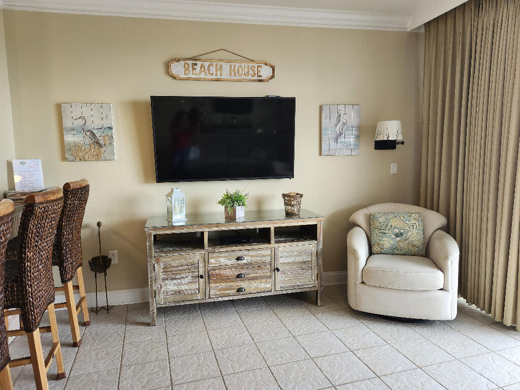 DESTIN WEST BEACH & BAY RESORT-GULFSIDE - Residential