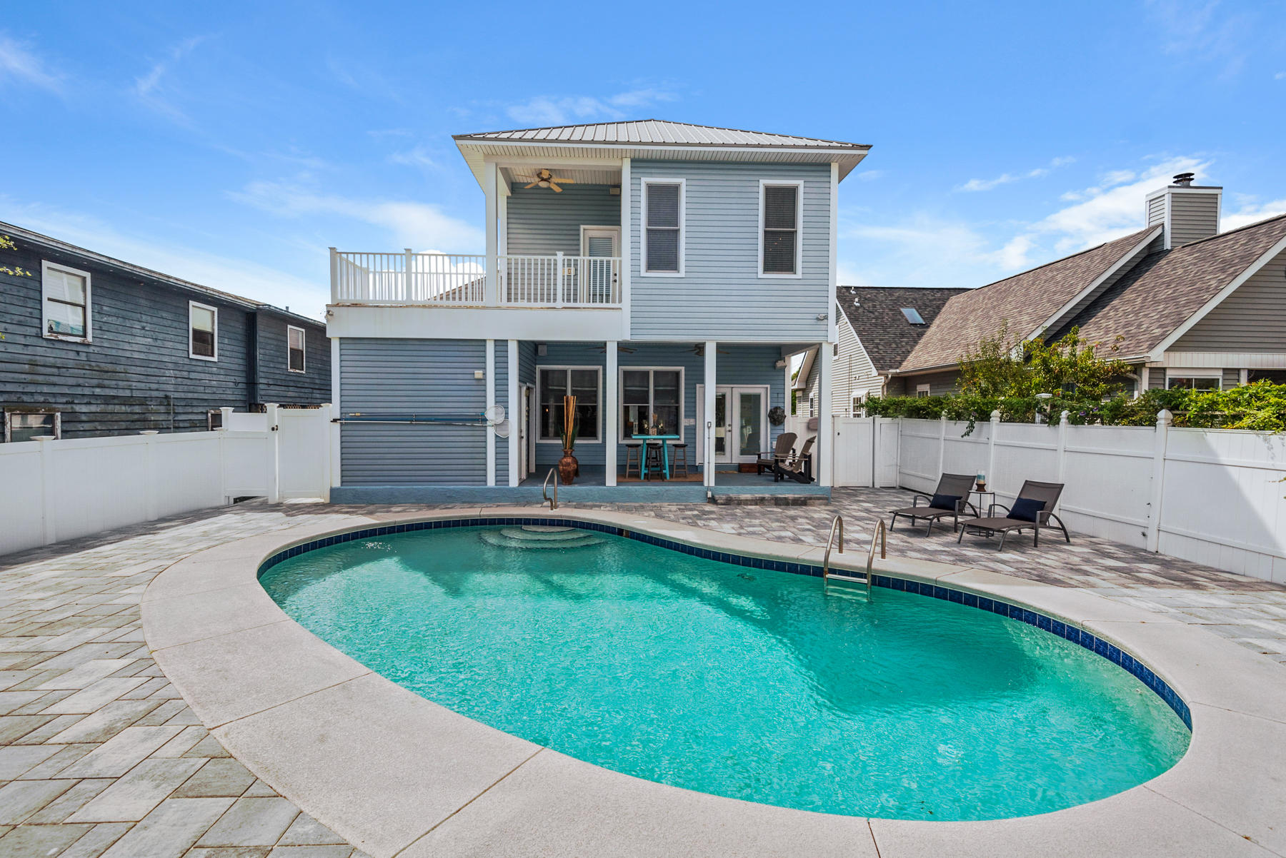 CRYSTAL BEACH - Residential