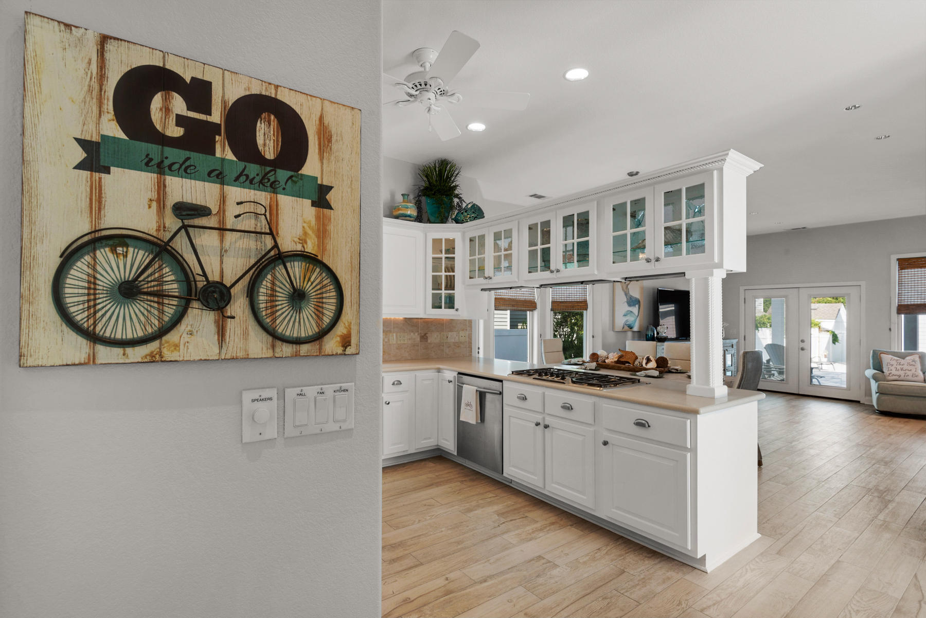 CRYSTAL BEACH - Residential