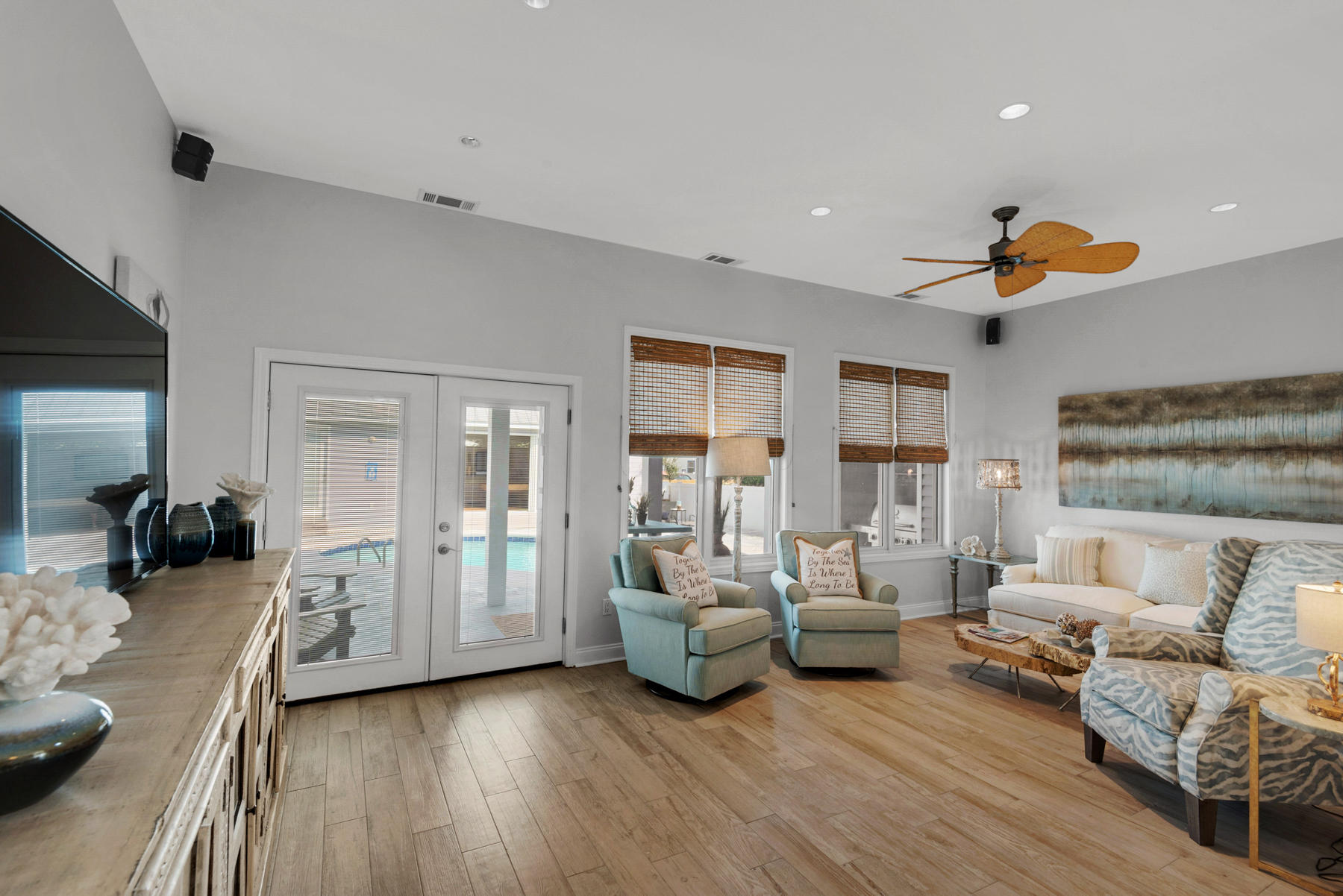 CRYSTAL BEACH - Residential