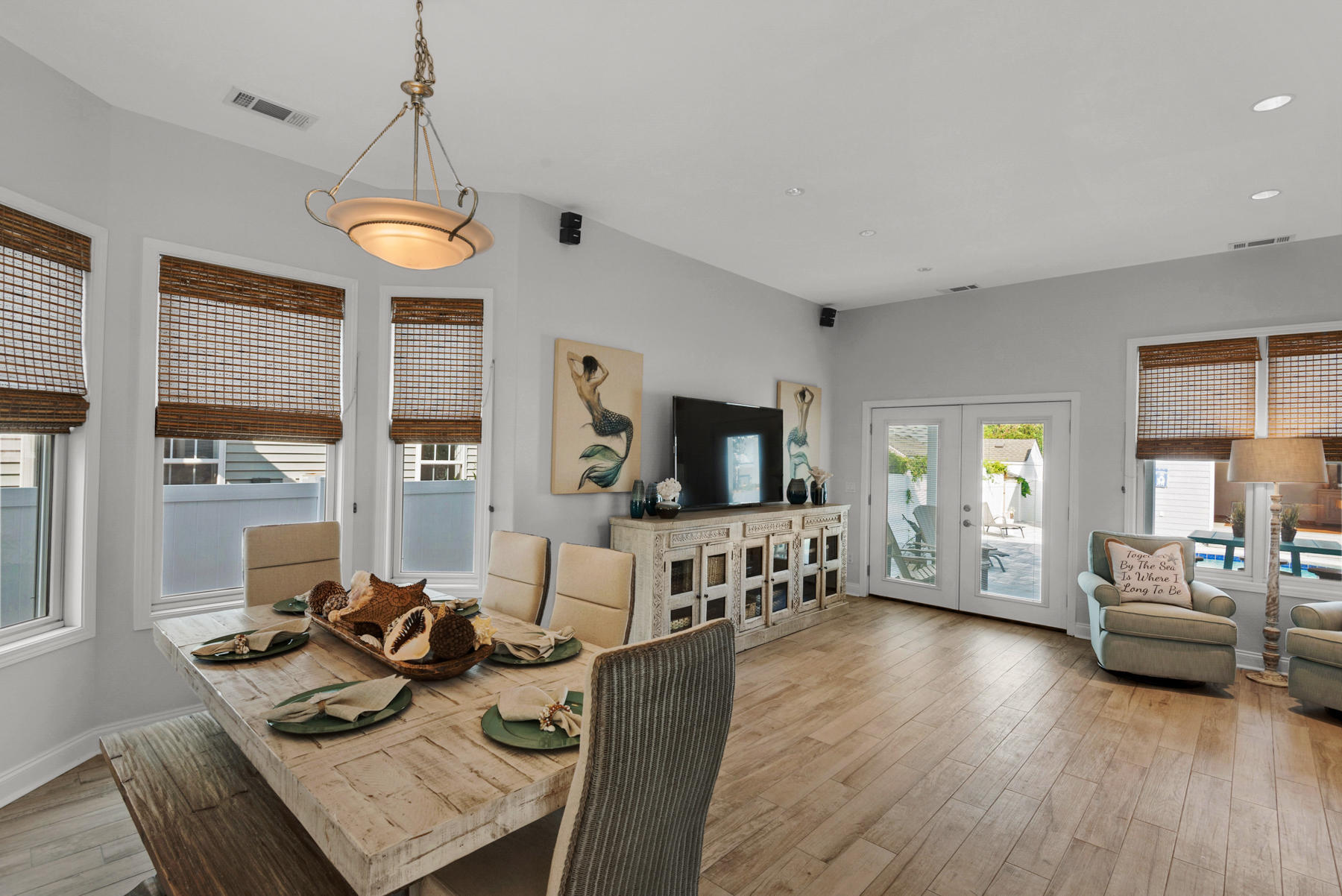 CRYSTAL BEACH - Residential