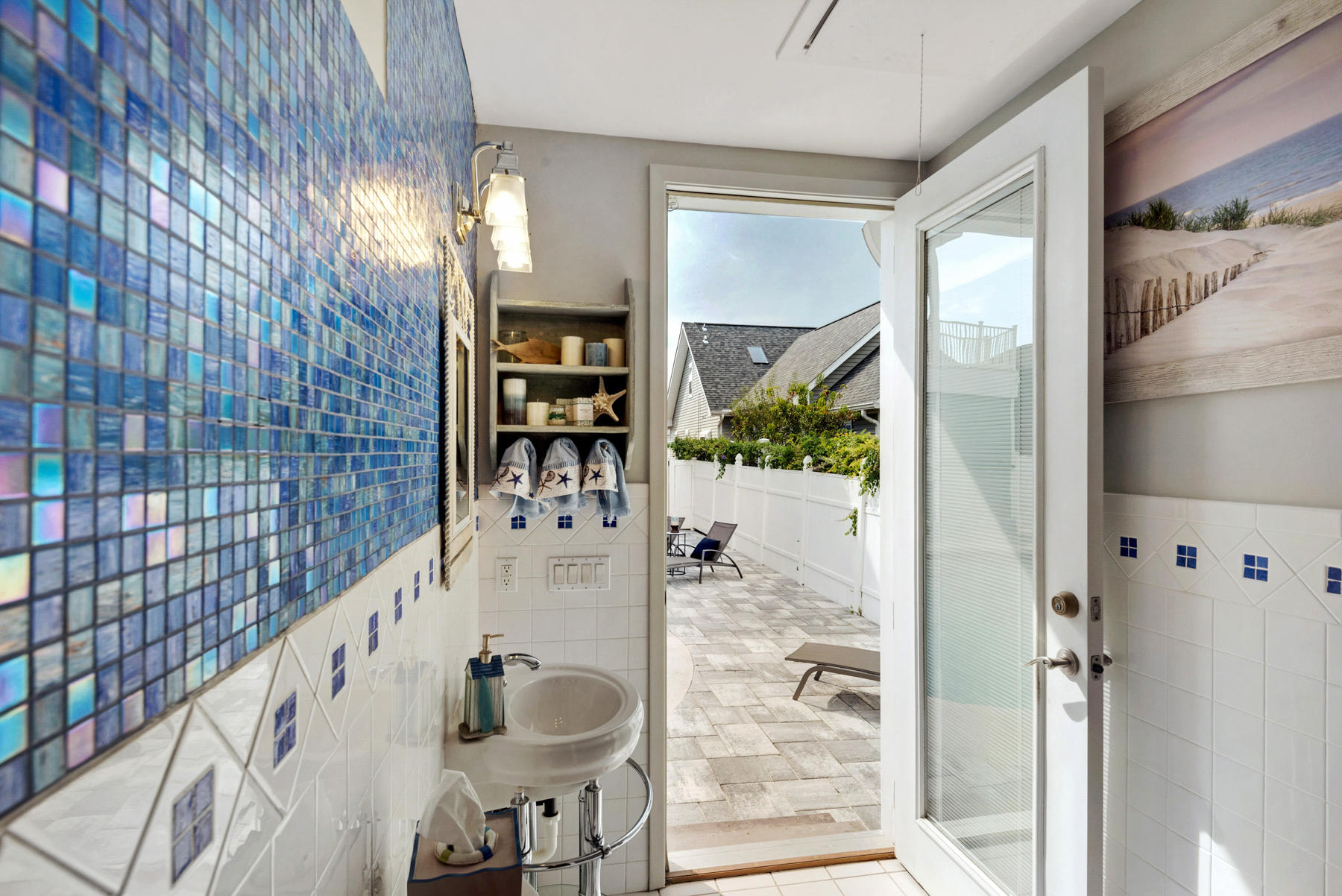 CRYSTAL BEACH - Residential