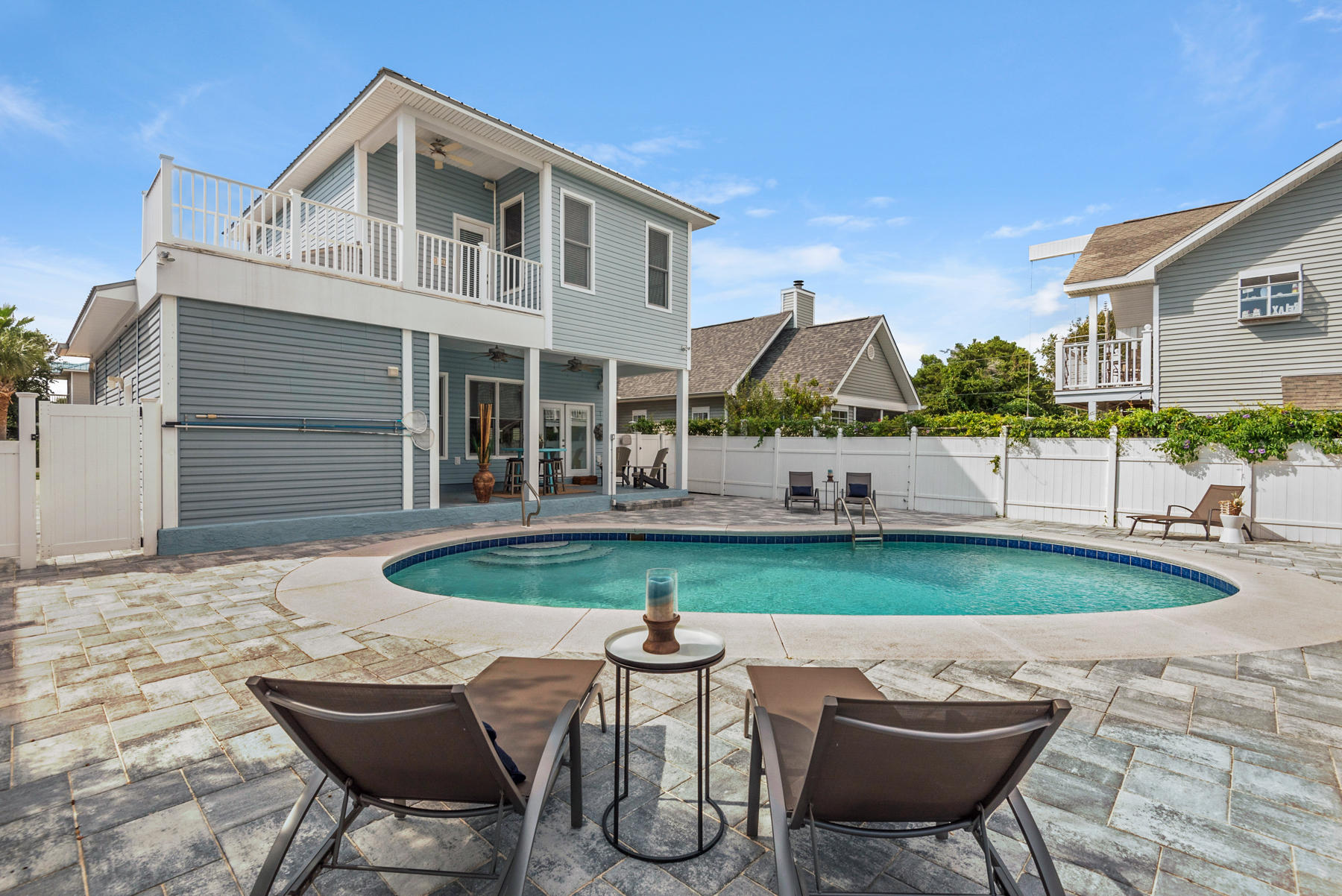 CRYSTAL BEACH - Residential