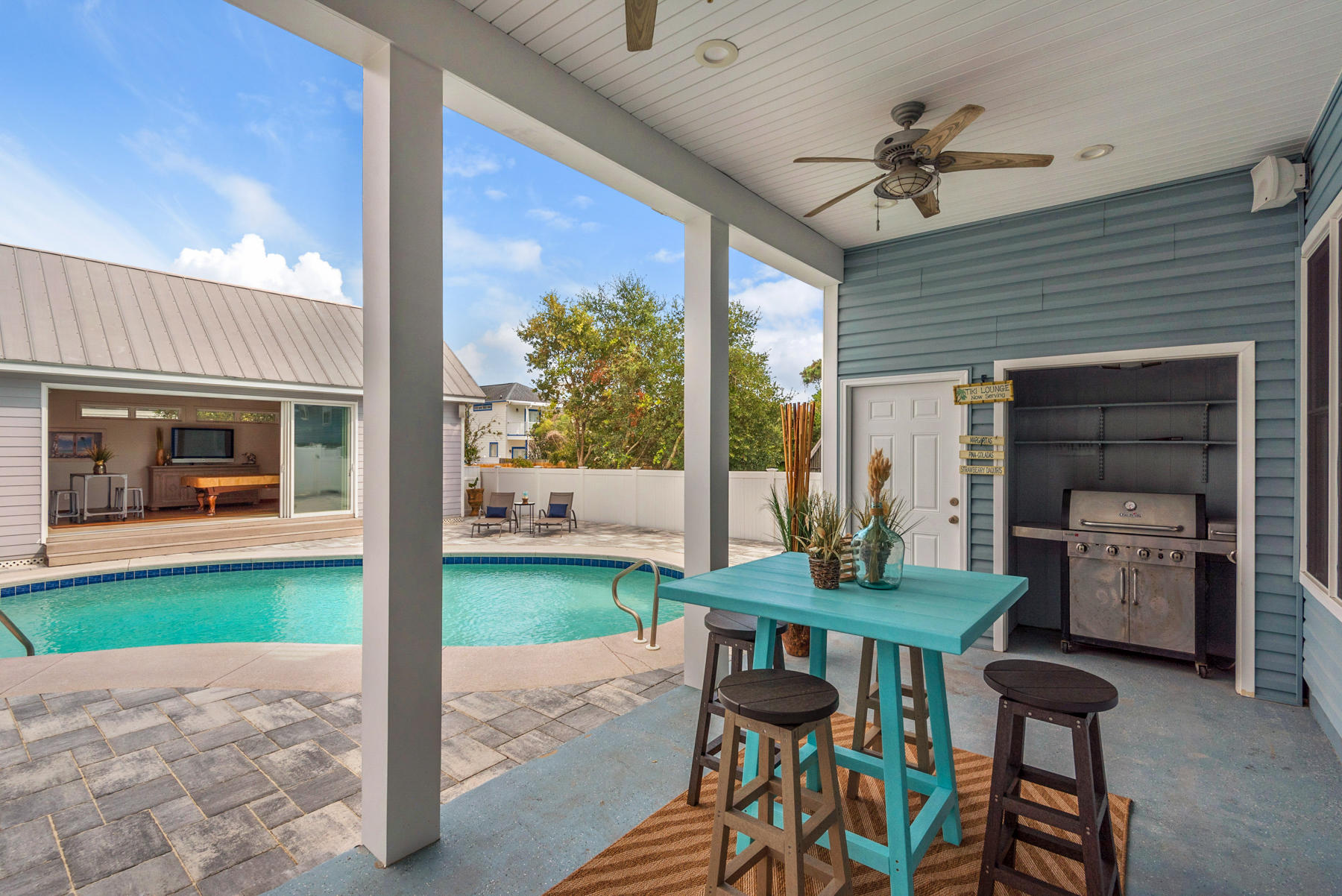 CRYSTAL BEACH - Residential