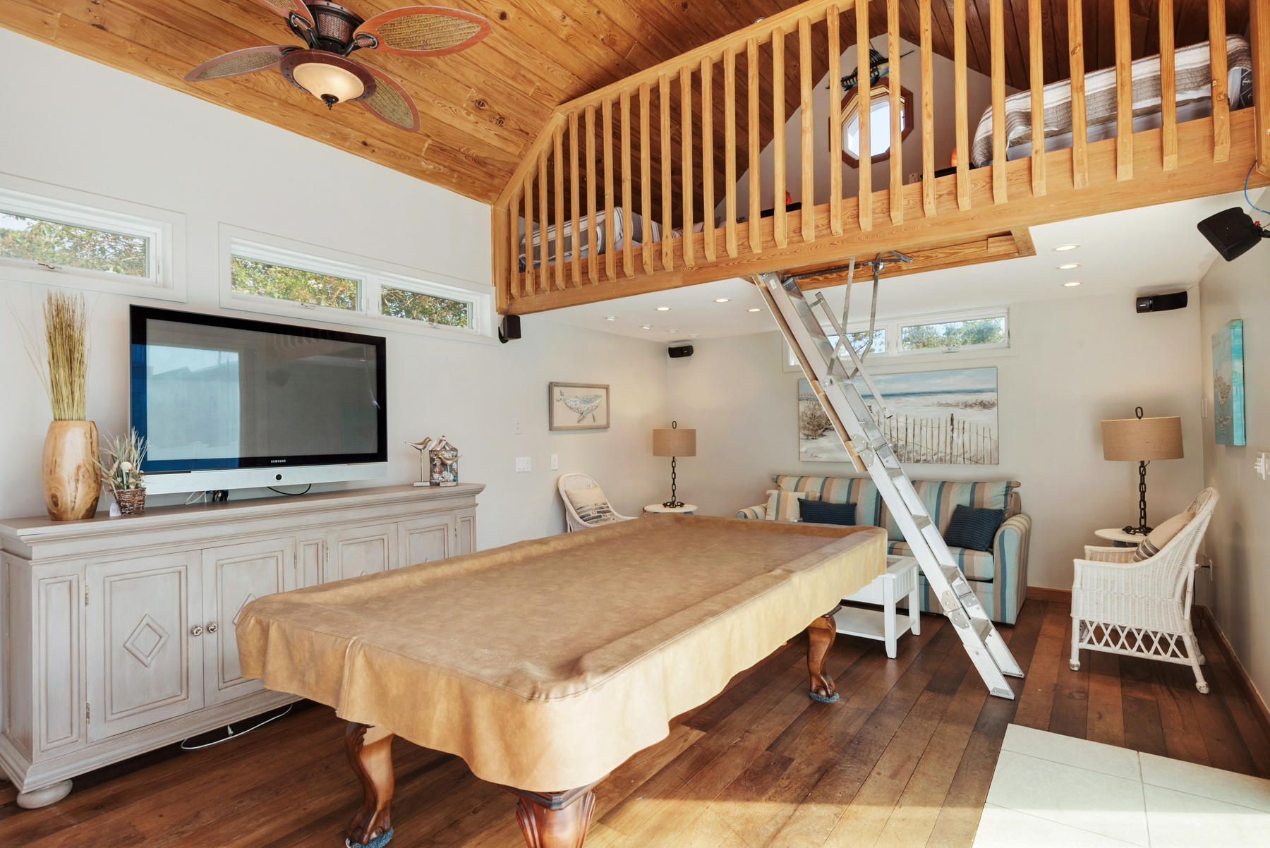 CRYSTAL BEACH - Residential