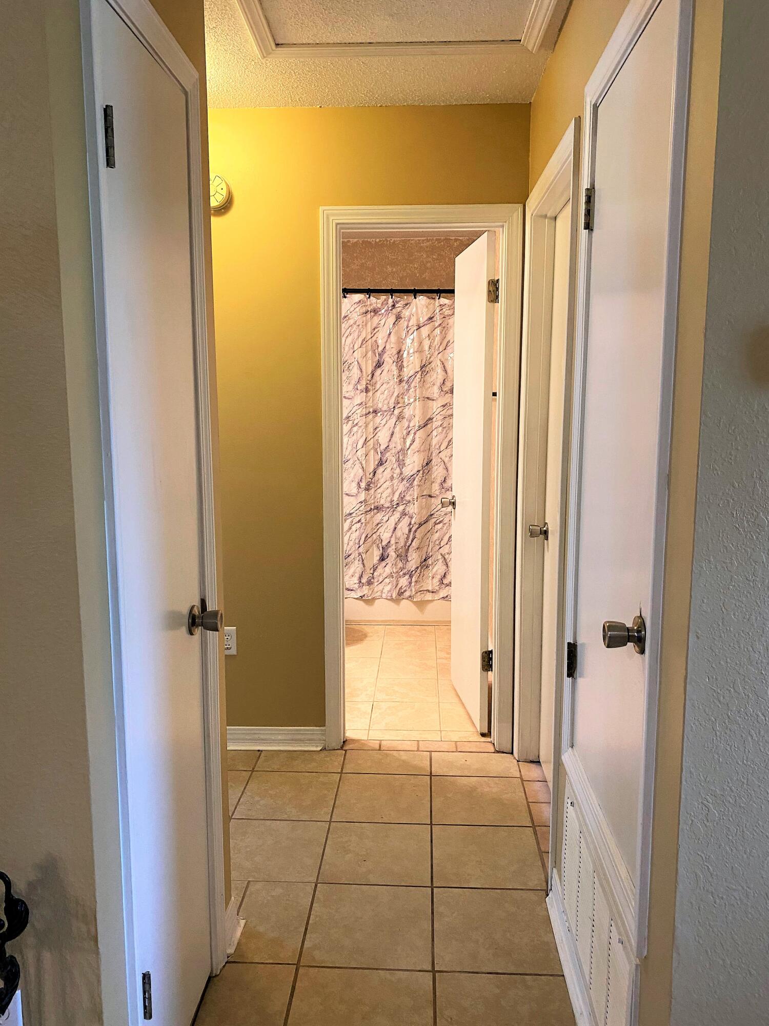 NORTHVIEW ESTATES 3RD ADDN - Residential