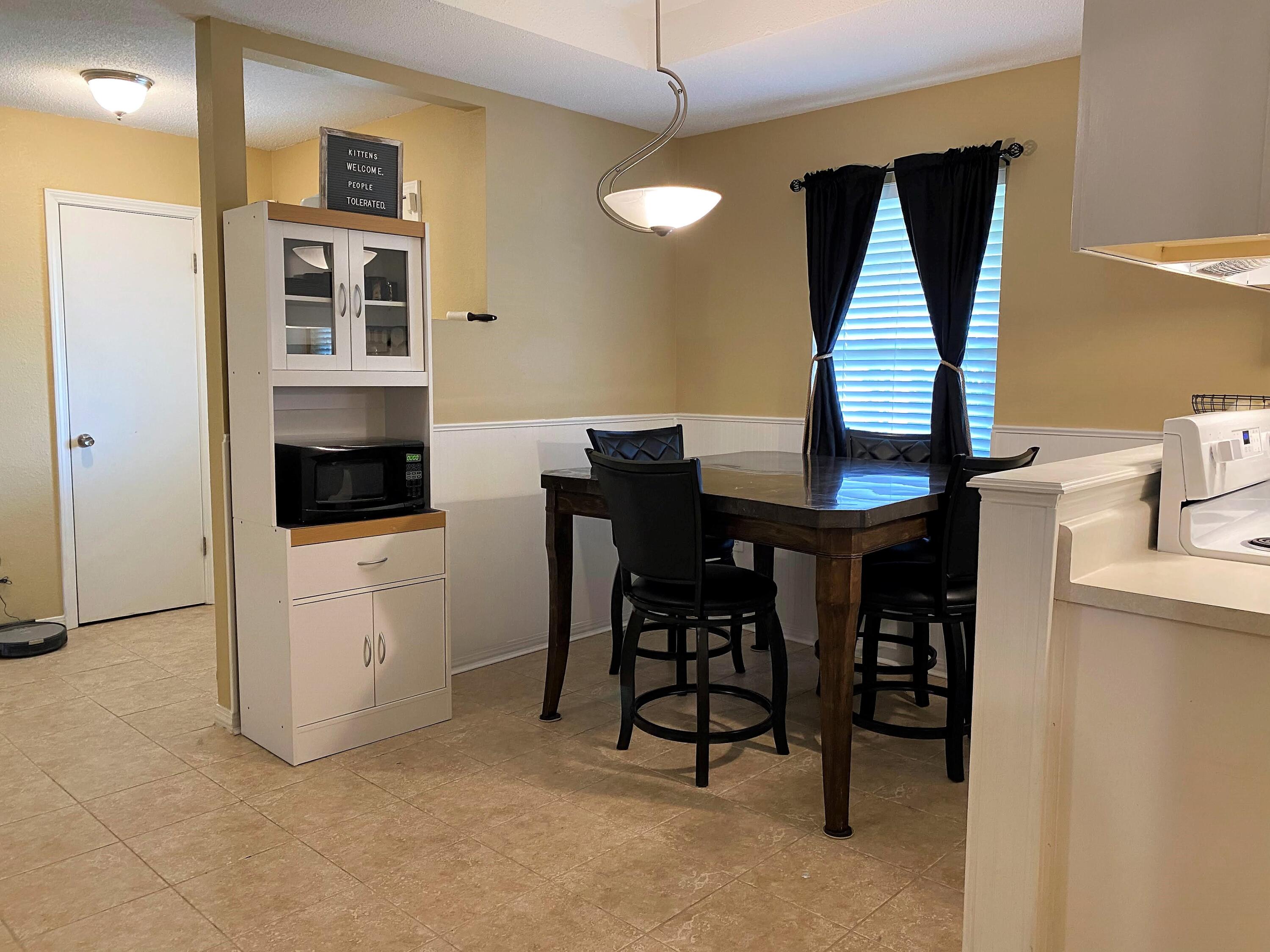 NORTHVIEW ESTATES 3RD ADDN - Residential