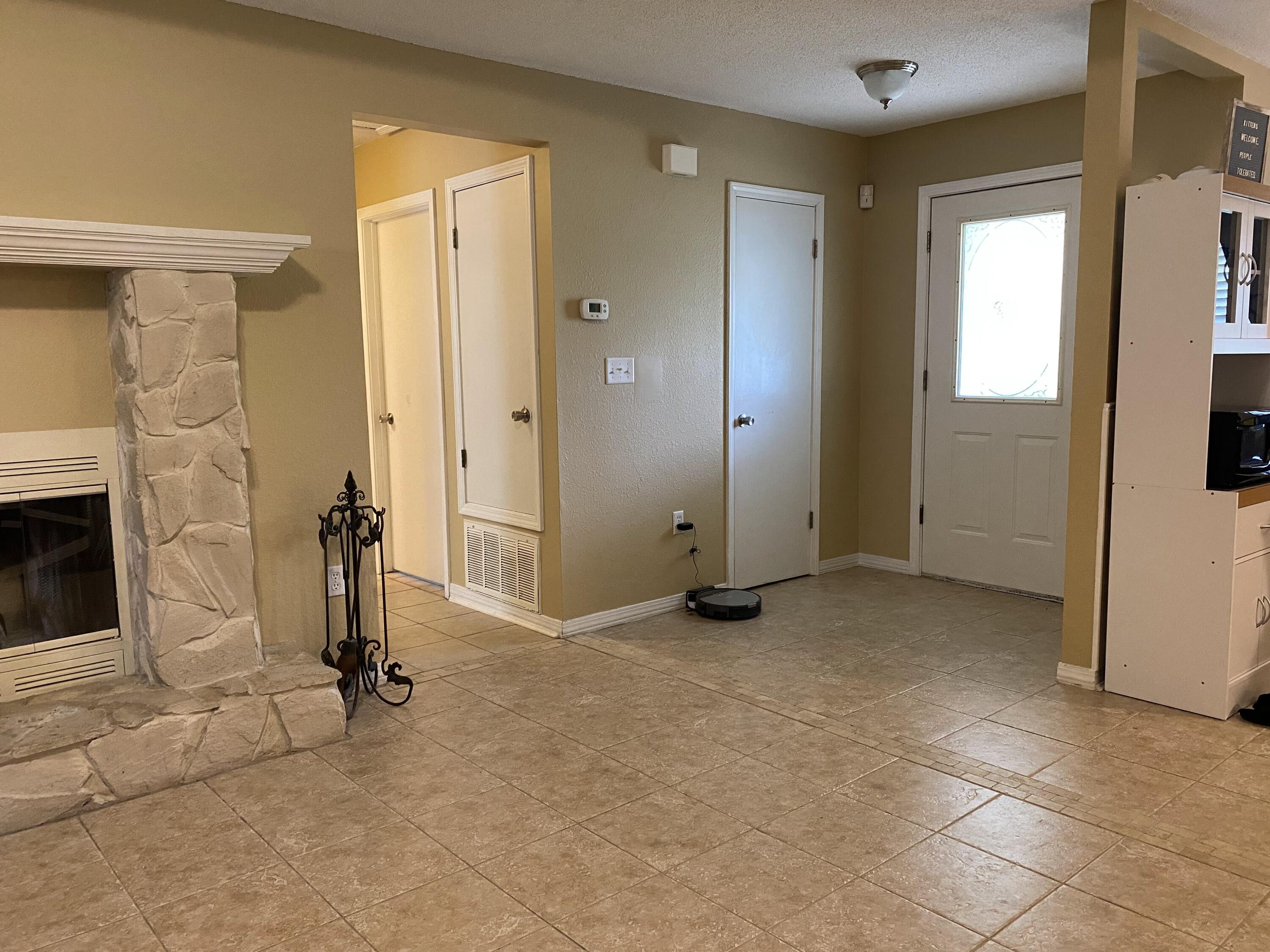 NORTHVIEW ESTATES 3RD ADDN - Residential