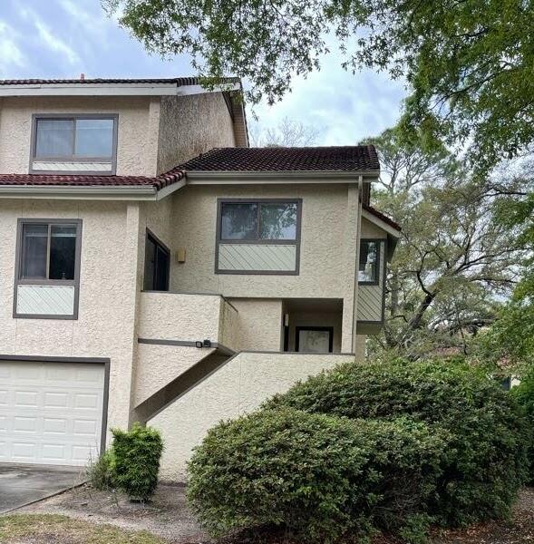 Great Location in Marina Cove, Water View and Corner Unit. 3 bedroom and 2.5 Baths.One bath on the 4th level is a Walk-in Tub.Marina Cove Village is a wonderful CommunityWalk to LJ Schooners, and all the fun concerts and activity at the Marina.