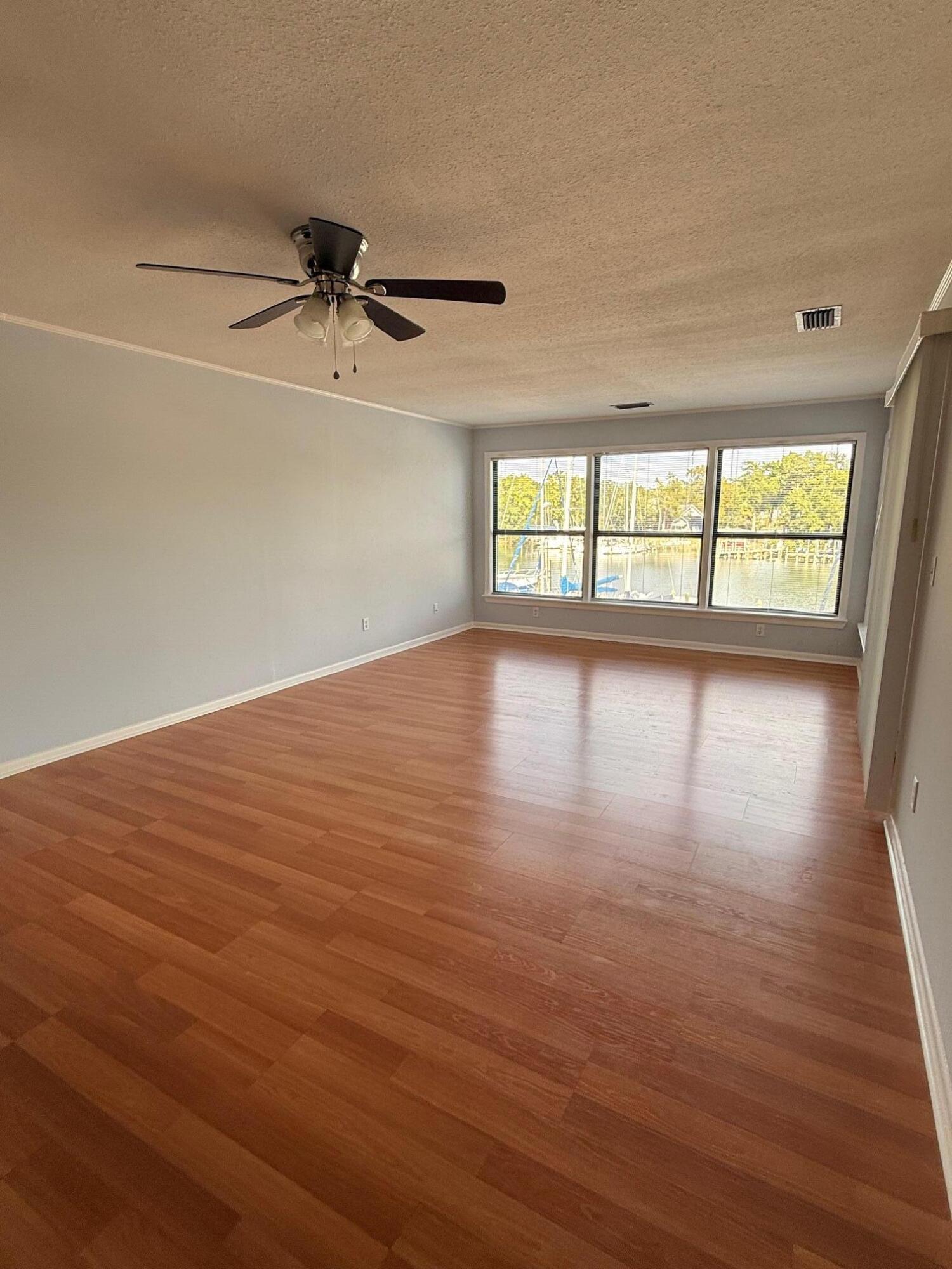 MARINA VILLAS CONDO AT BLUEWATER BAY - Residential Lease