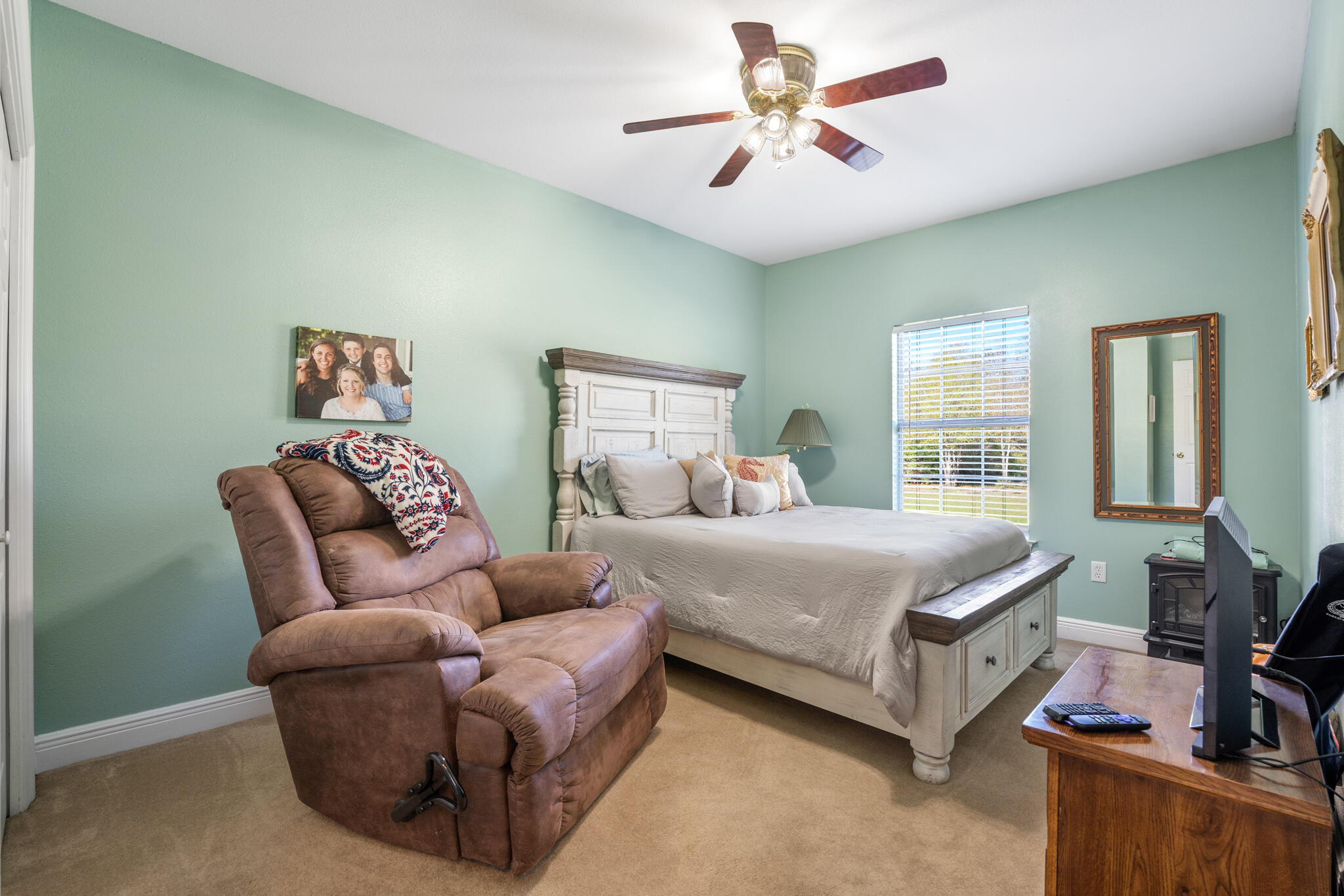 NORTH SUPERGROUP (221000.00) - Residential