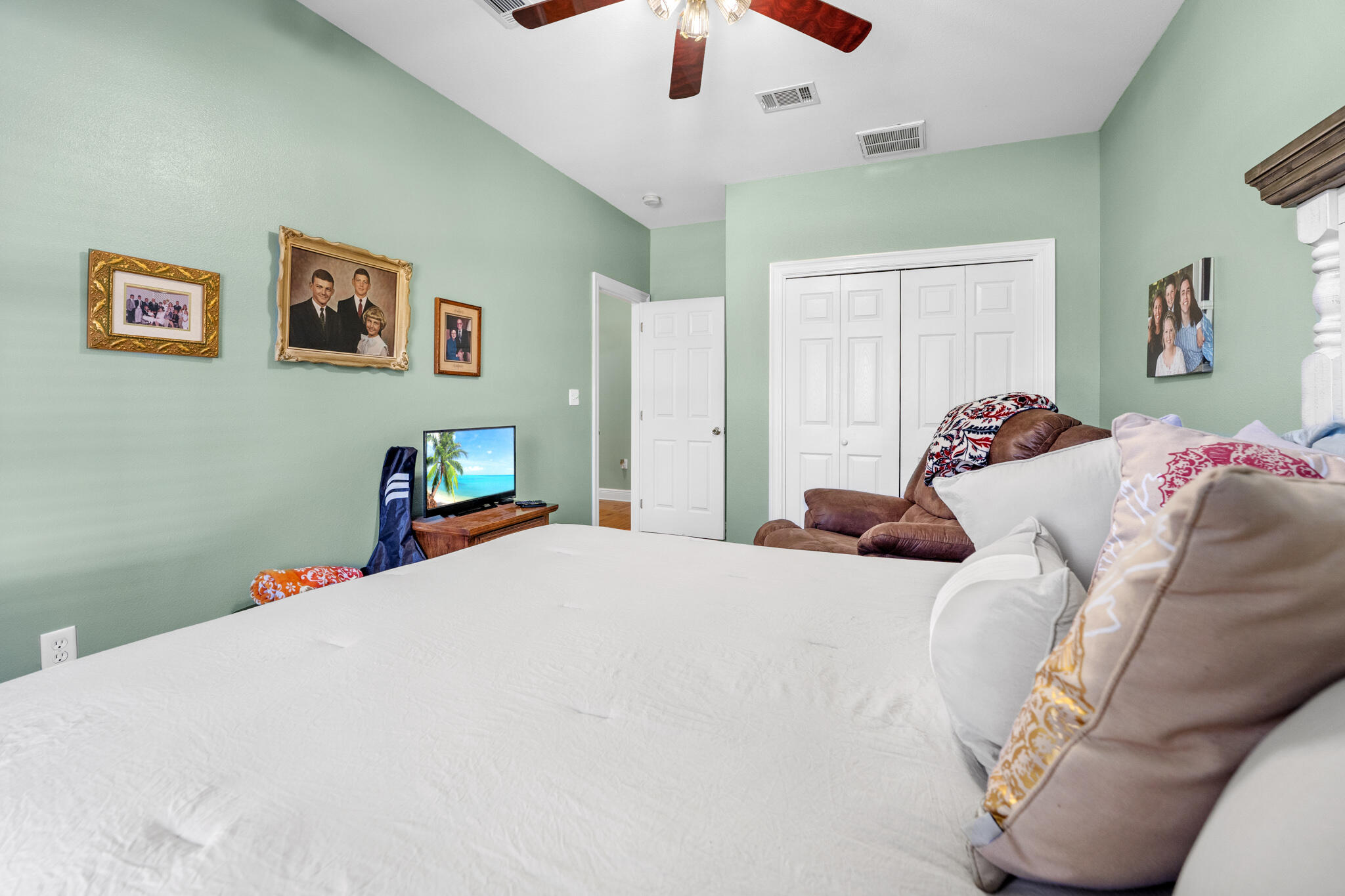 NORTH SUPERGROUP (221000.00) - Residential