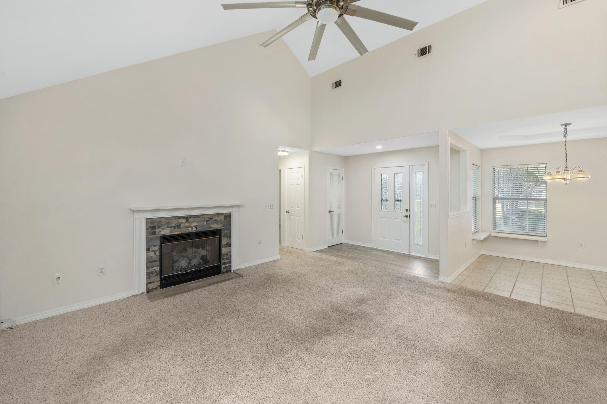 PARKWOOD PLACE AT BLUEWATER BAY - Residential Lease