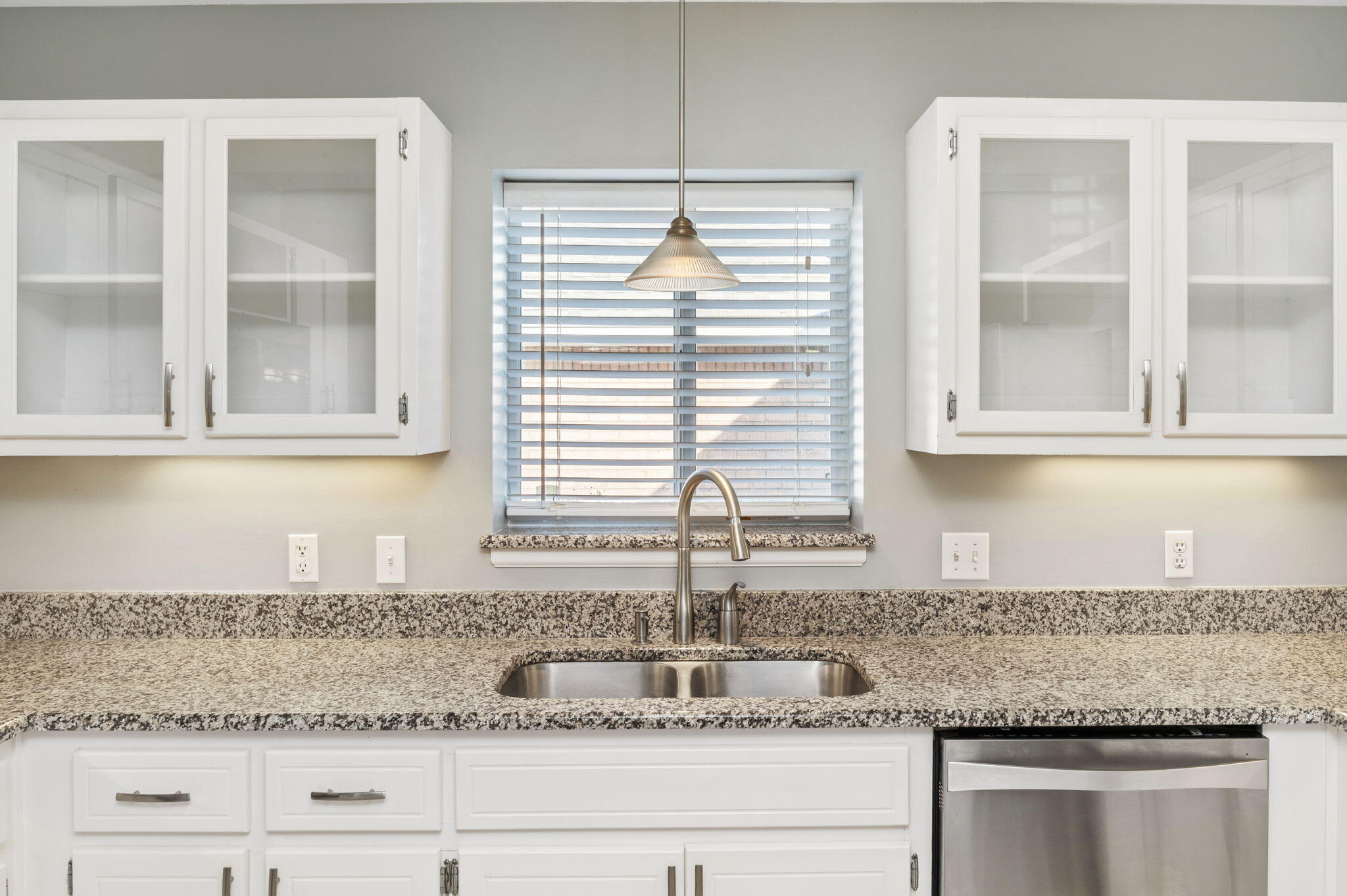 PARKWOOD PLACE AT BLUEWATER BAY - Residential Lease