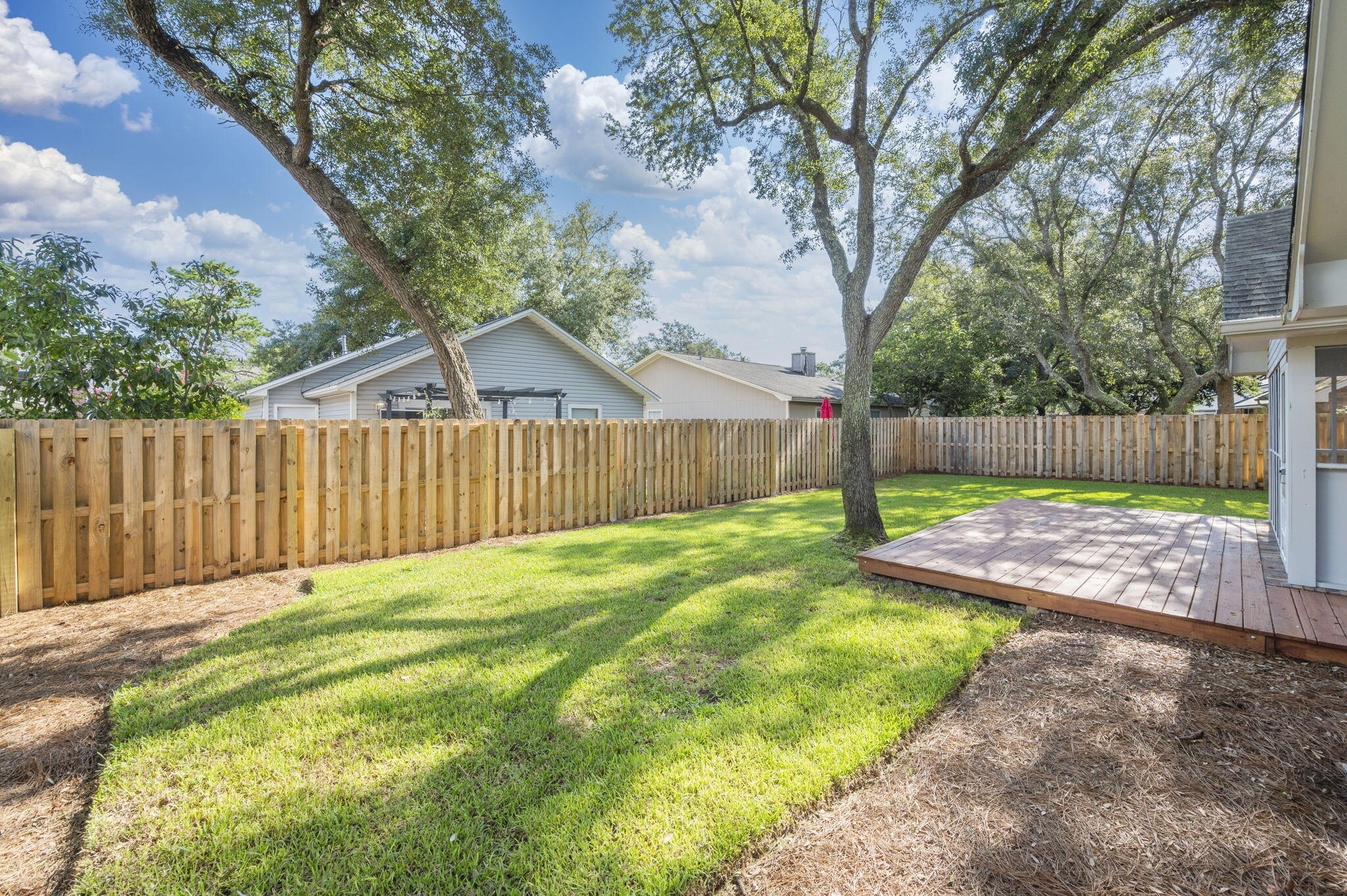 PARKWOOD PLACE AT BLUEWATER BAY - Residential Lease