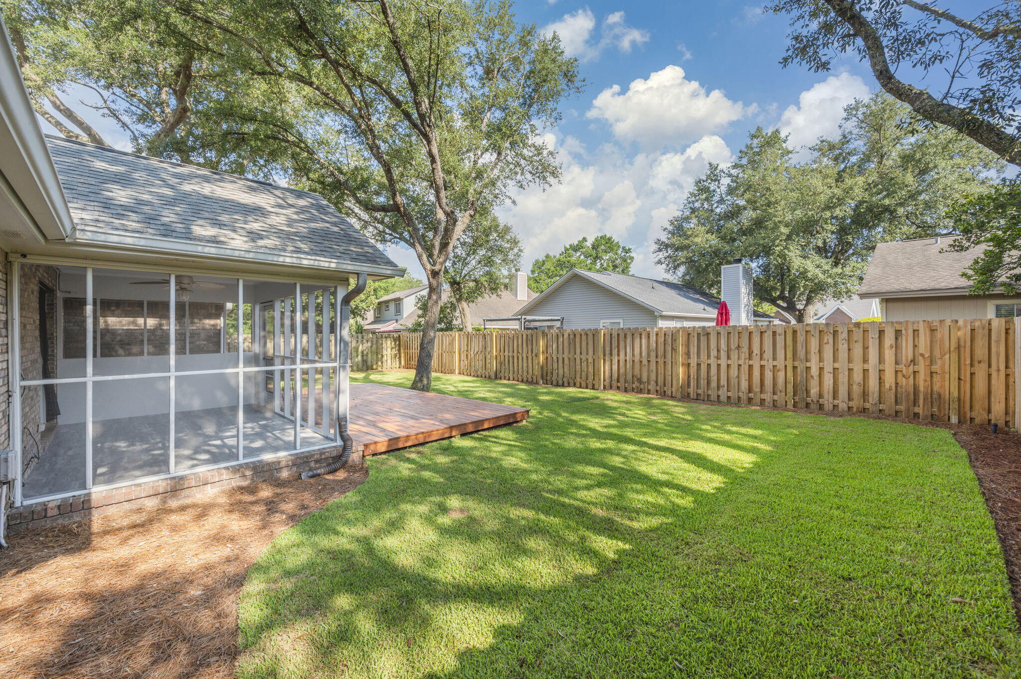 PARKWOOD PLACE AT BLUEWATER BAY - Residential Lease