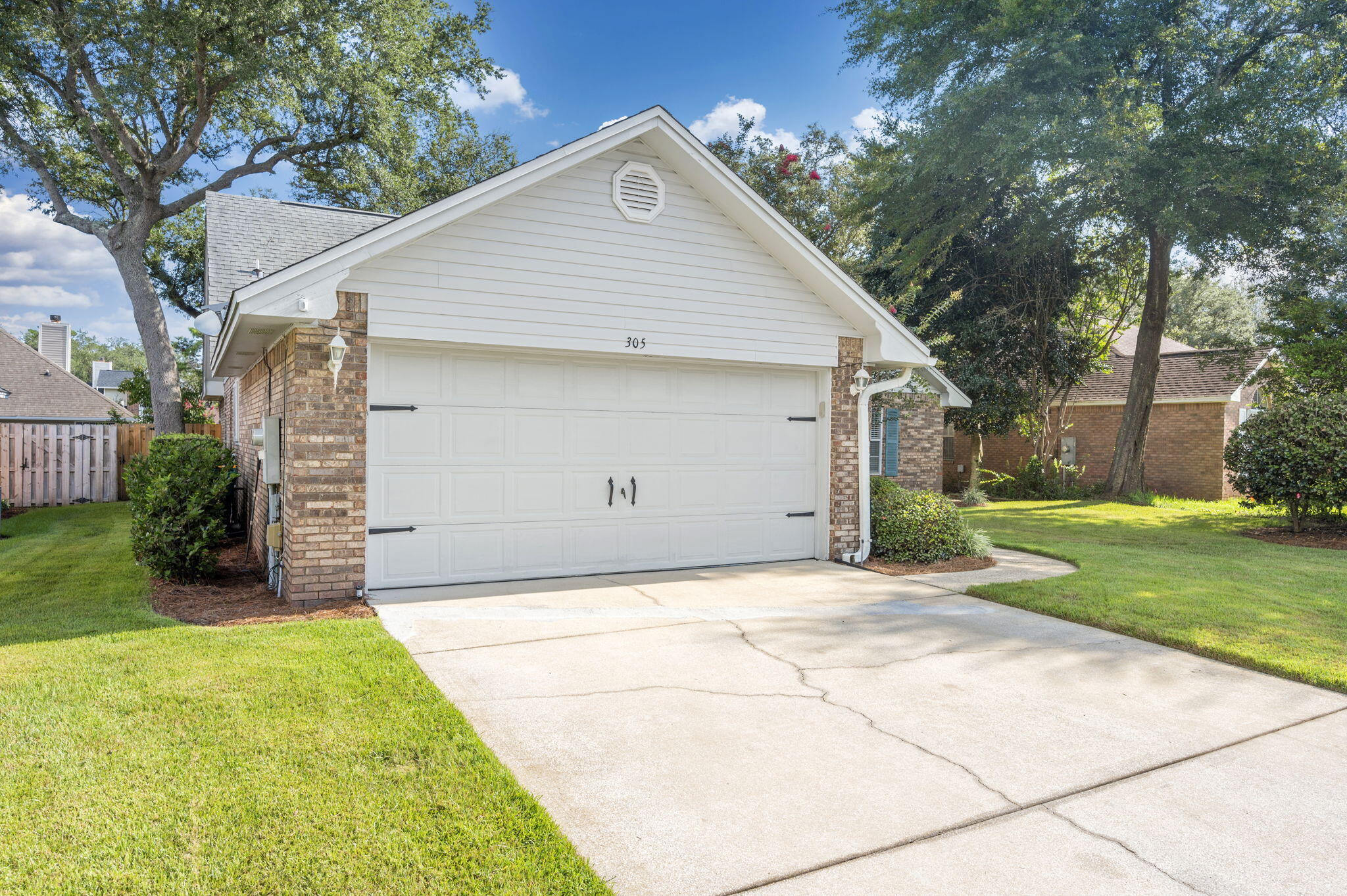 PARKWOOD PLACE AT BLUEWATER BAY - Residential Lease