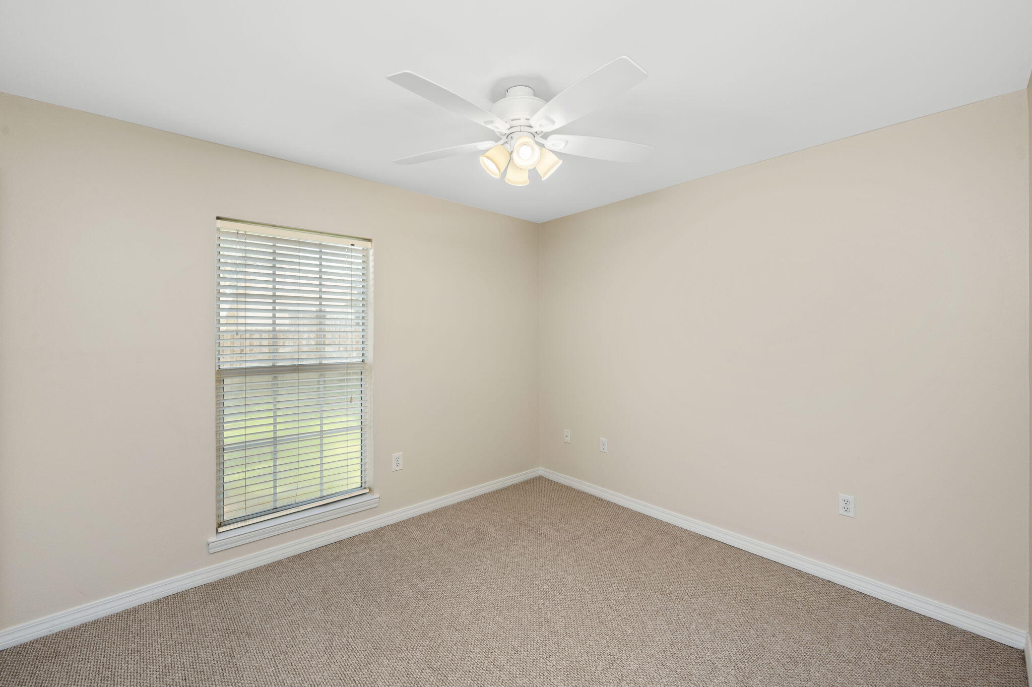 PARKWOOD PLACE AT BLUEWATER BAY - Residential Lease