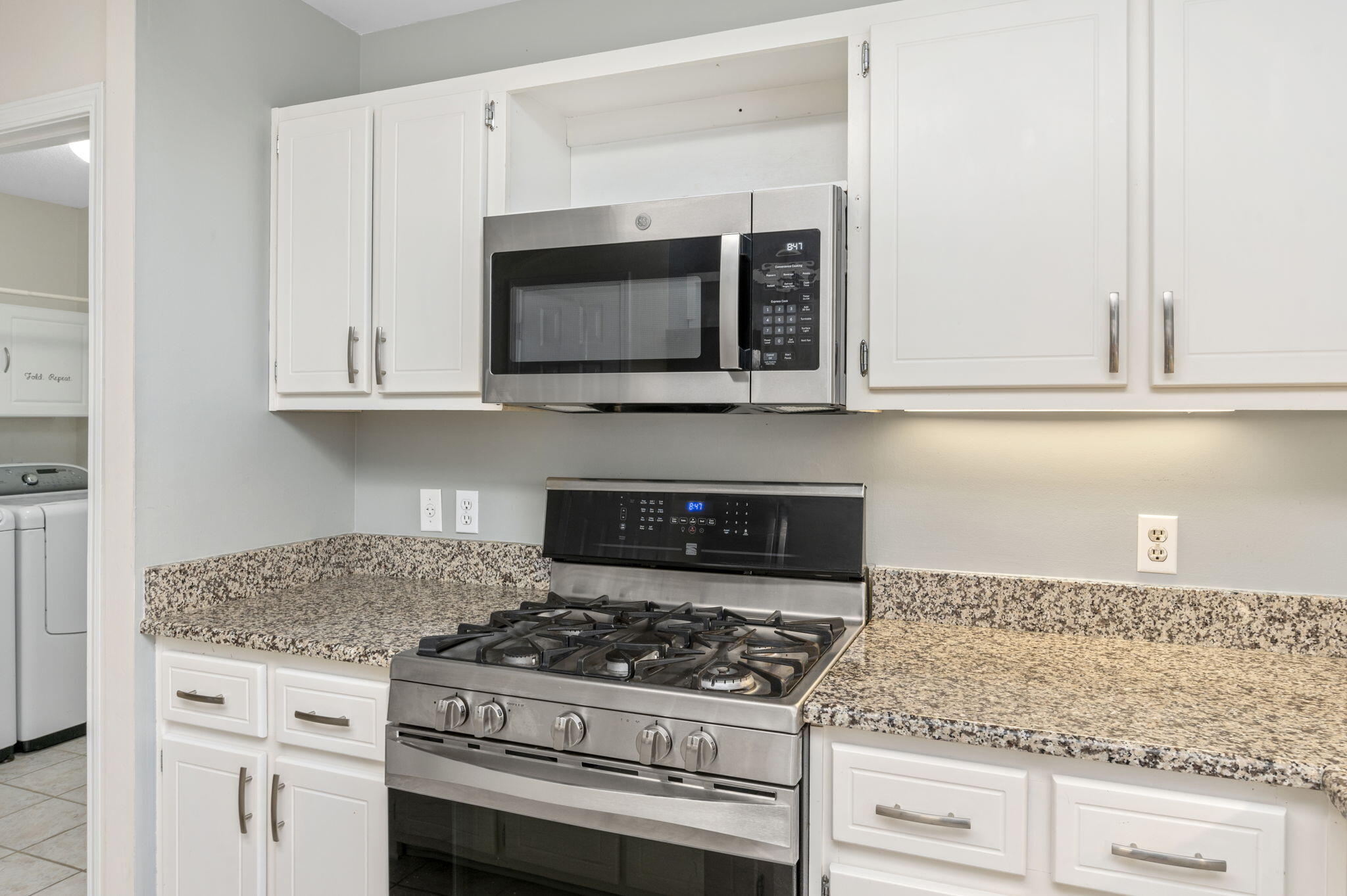 PARKWOOD PLACE AT BLUEWATER BAY - Residential Lease