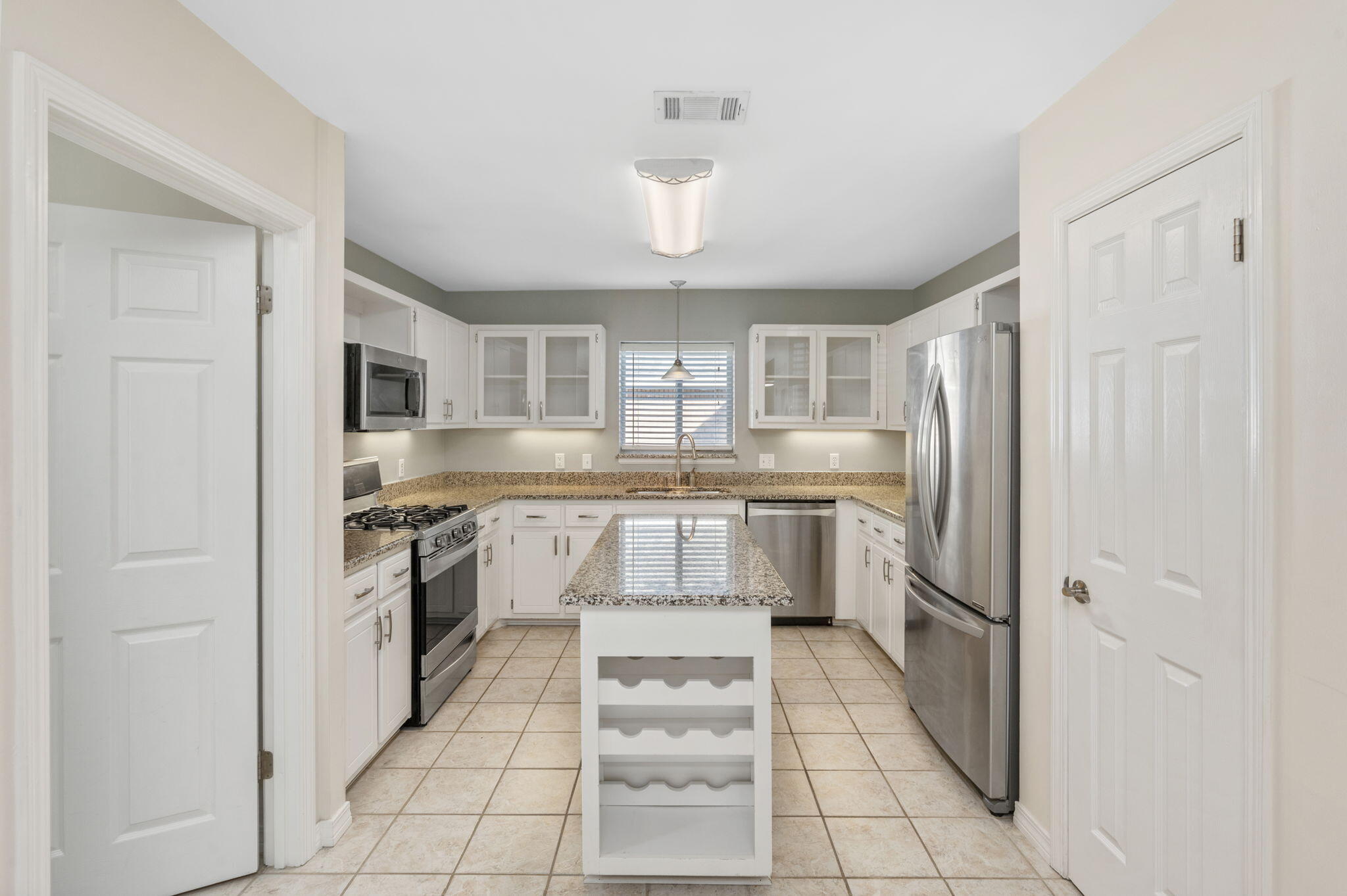 PARKWOOD PLACE AT BLUEWATER BAY - Residential Lease