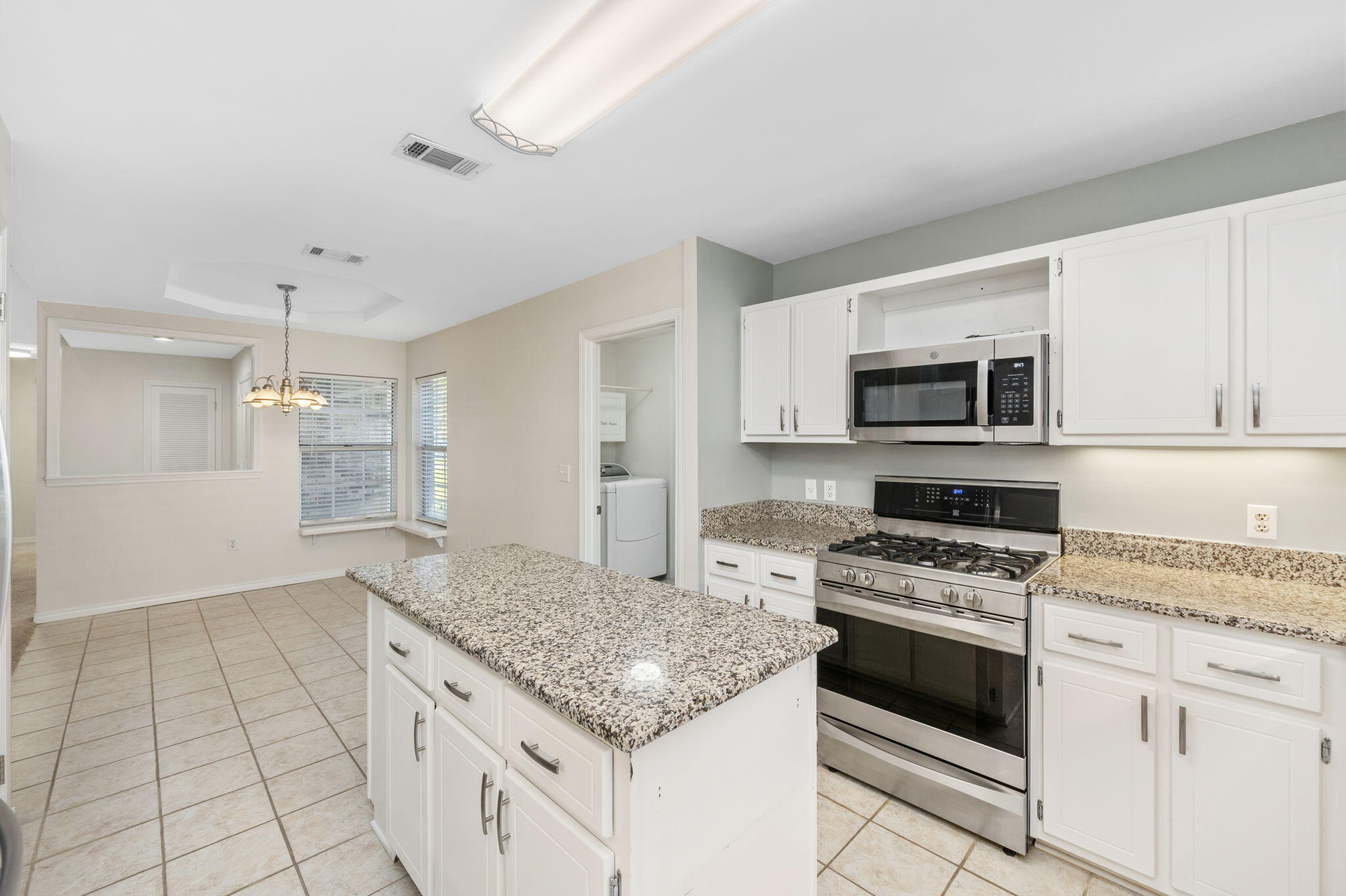 PARKWOOD PLACE AT BLUEWATER BAY - Residential Lease