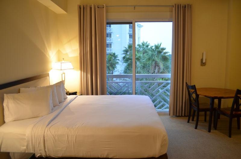 BAHIA CONDO - Residential