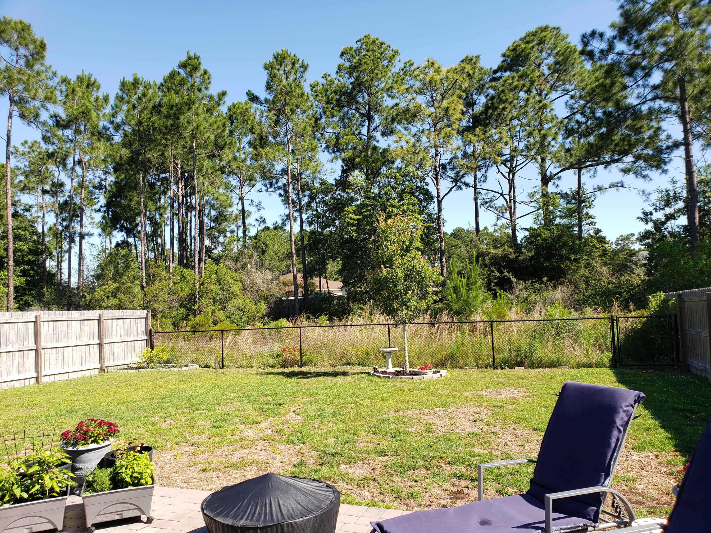 NAVARRE S/D 2ND ADDN - Residential