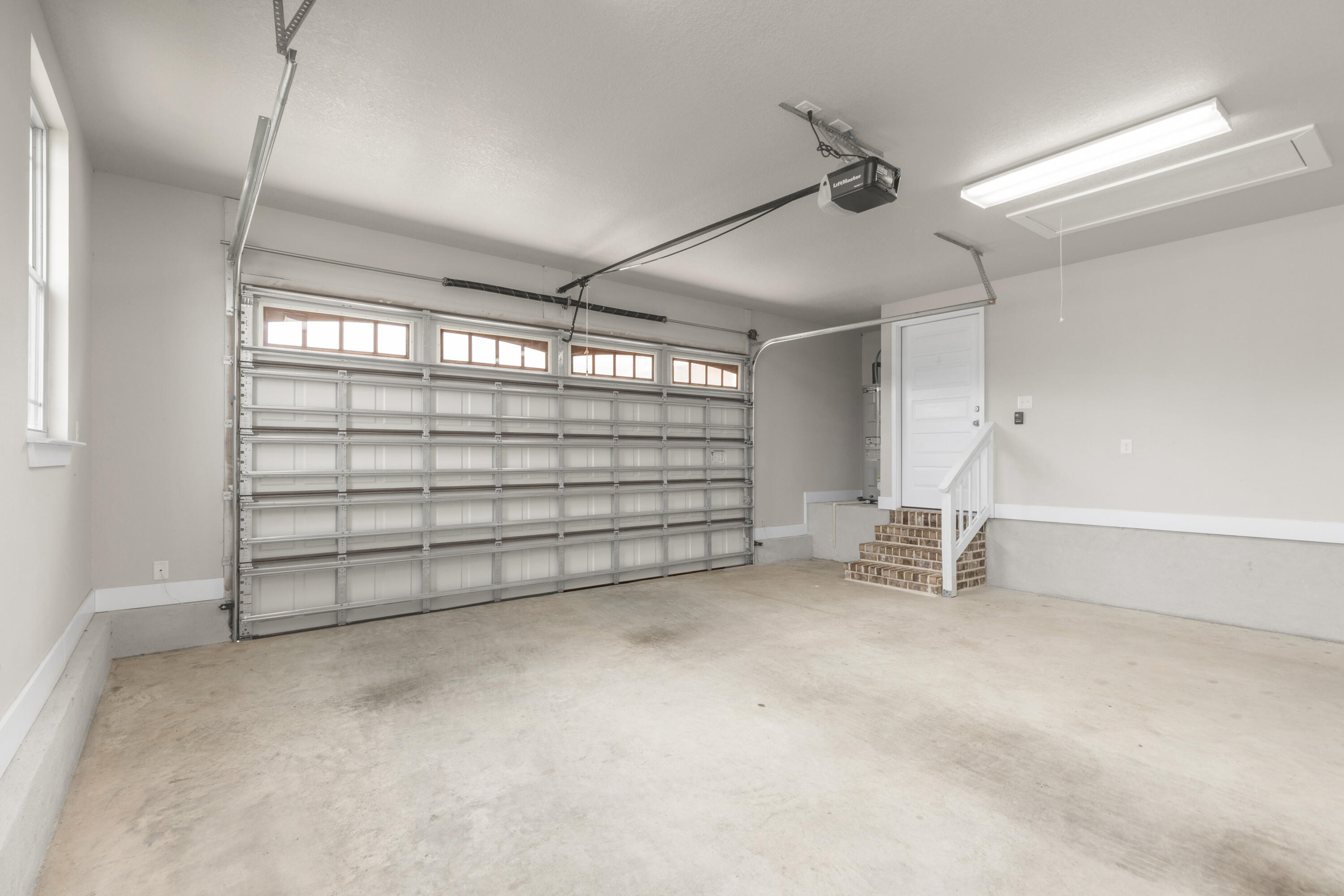 LAKE ARTHUR ESTATES - Residential