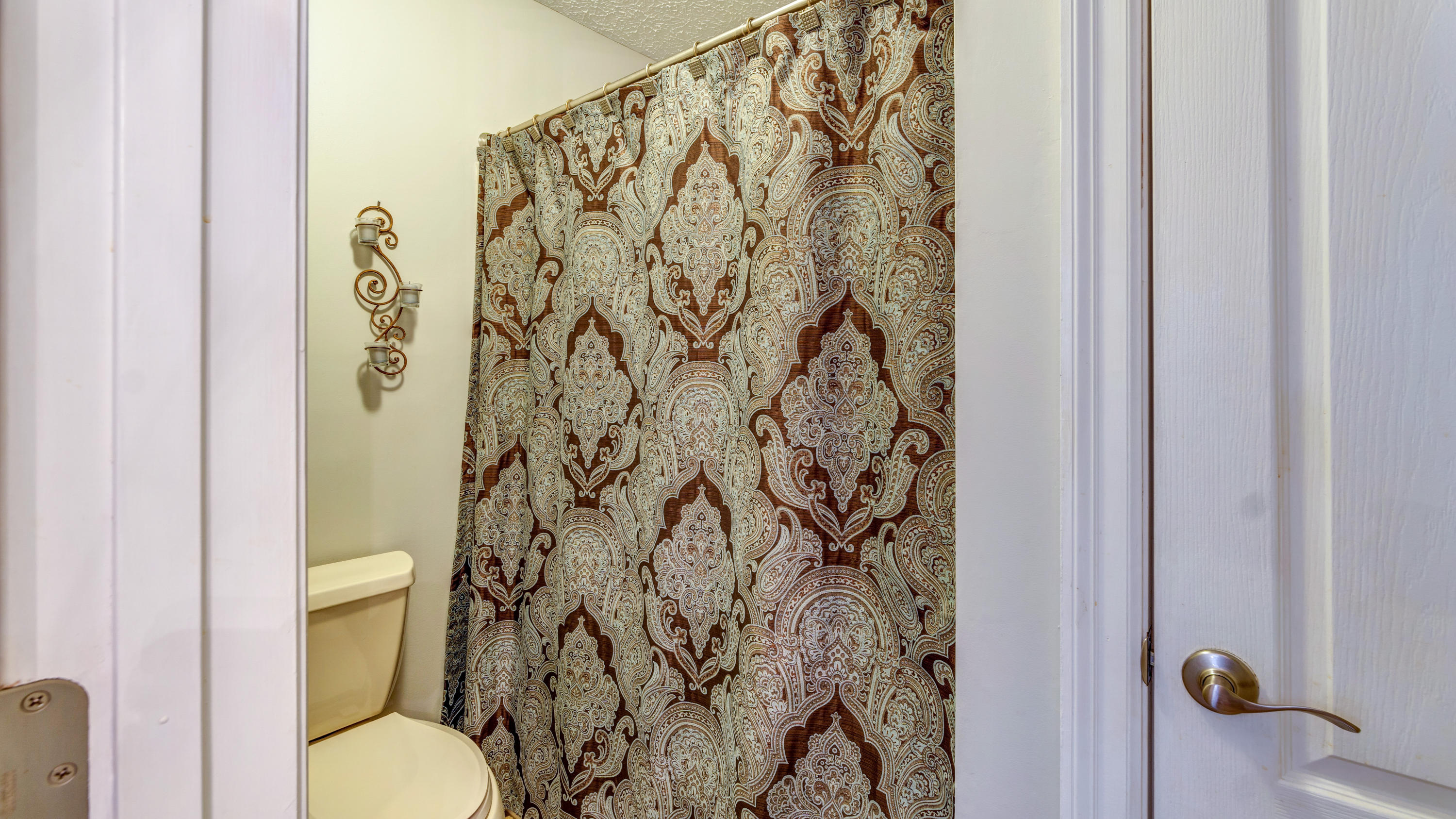 NORTHSHORE ADDN PH 1 - Residential