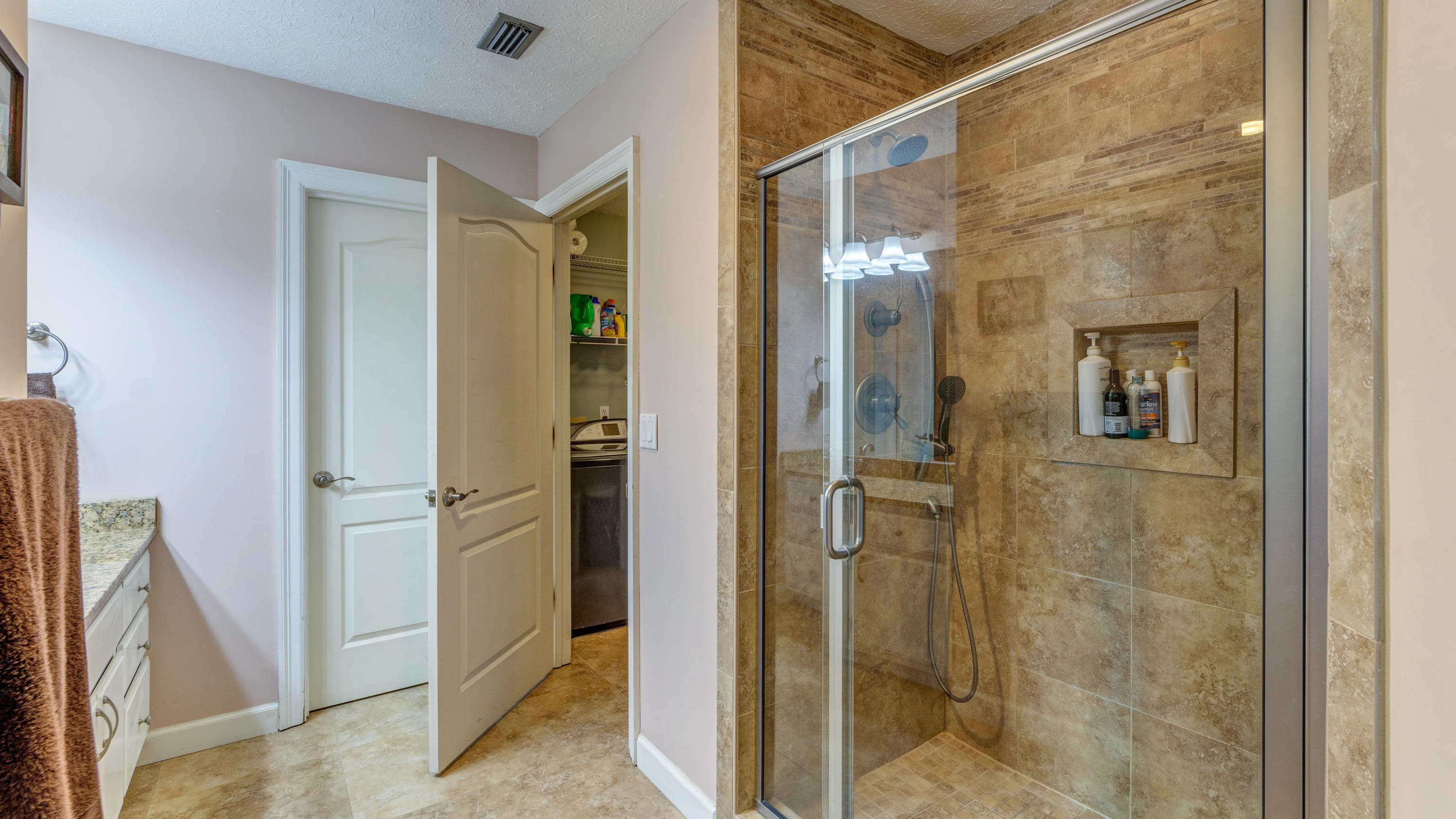 NORTHSHORE ADDN PH 1 - Residential