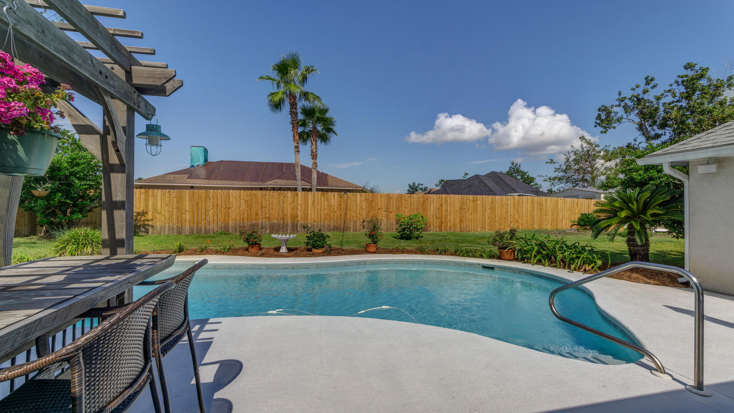 NORTHSHORE ADDN PH 1 - Residential