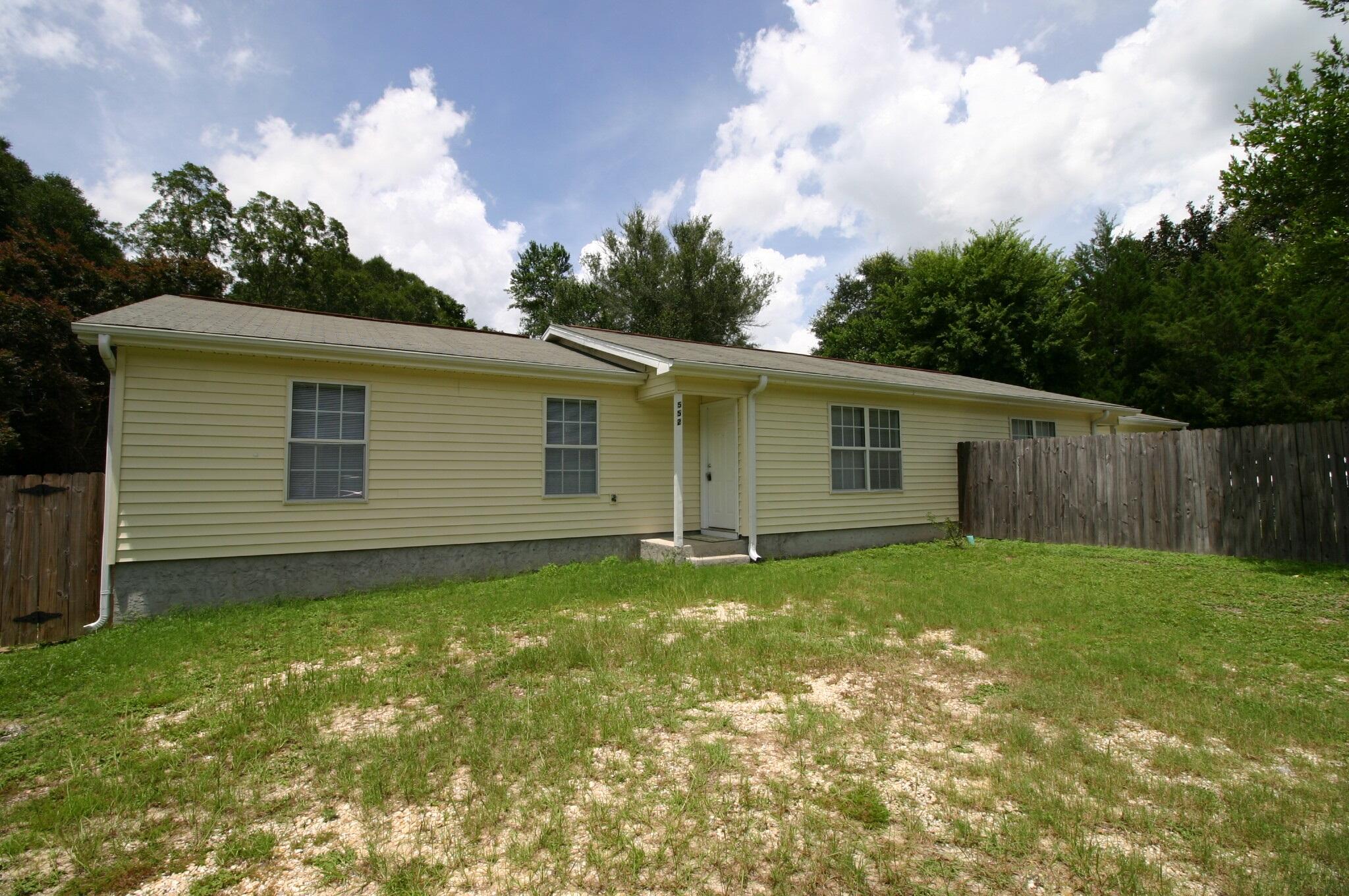 BUILT IN 2004. EACH UNIT IS APPROX. 1,175 SQFT WITH 3 BEDROOMS 2 BATHS, WALK IN CLOSET IN THE MASTER BEDROOM AND A KITCHENETTE.EACH HAS A UTILITY ROOM WITH WASHER/DRYER HOOK UPS.NICE OPEN GREAT ROOM (18X17).TENANT MUST VERIFY MEASUREMENTS. THIS IS A LIMITED SERVICE LISTING. RE/MAX HAS NO AFFILIATION WITH MANAGMENT.CALL OWNER FOR INFO MR DRENSKI. 850 758 1258.