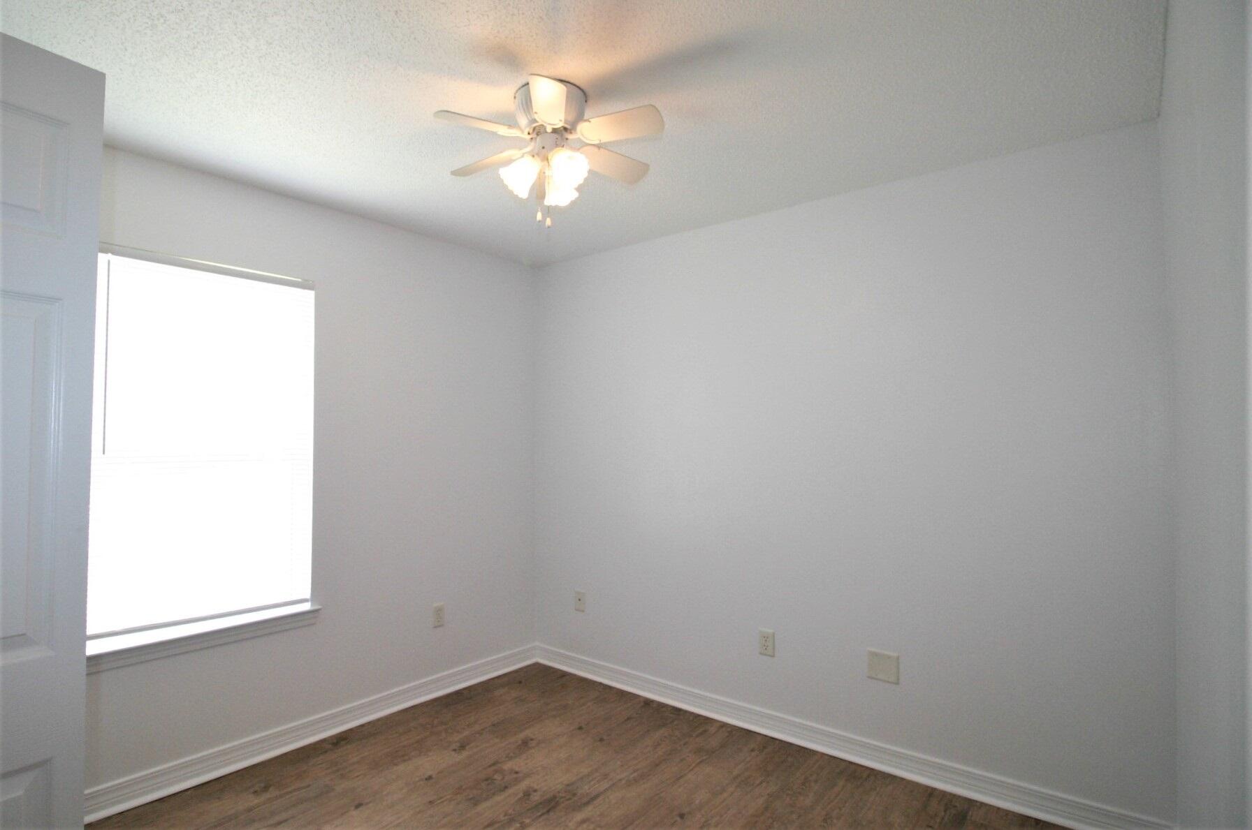 MORRIS ADDN TO CREST - Residential Lease