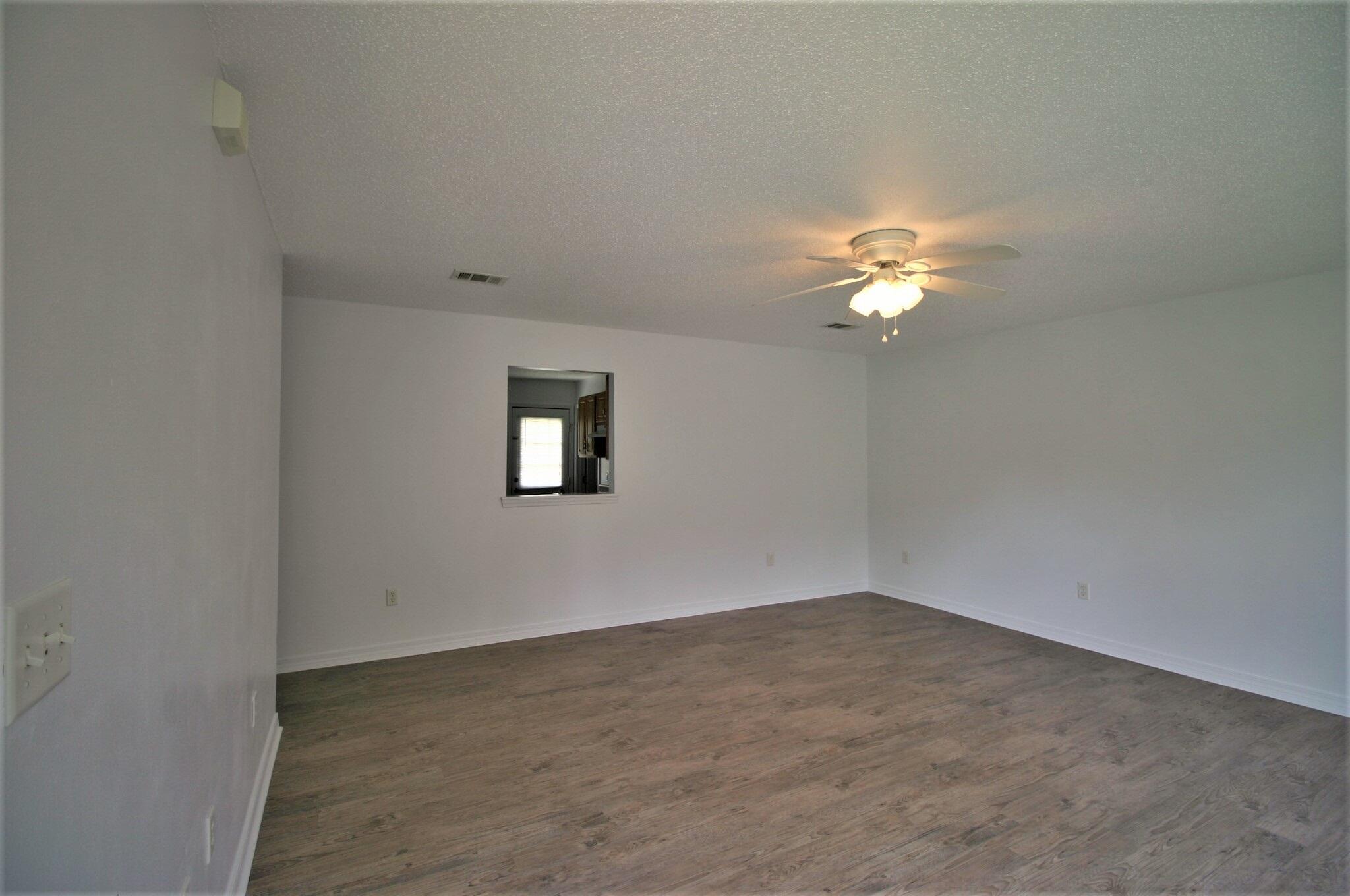 MORRIS ADDN TO CREST - Residential Lease