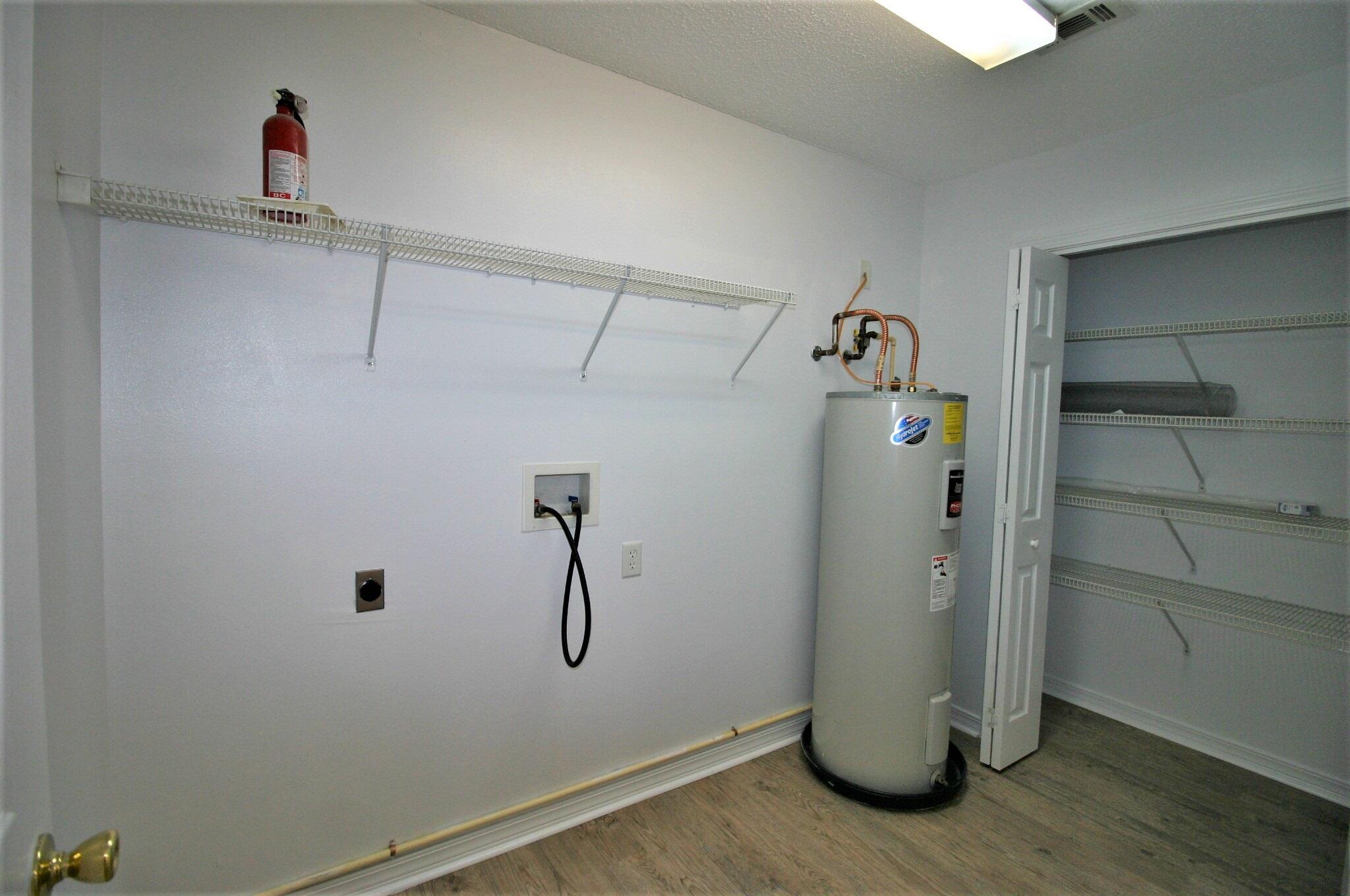 MORRIS ADDN TO CREST - Residential Lease