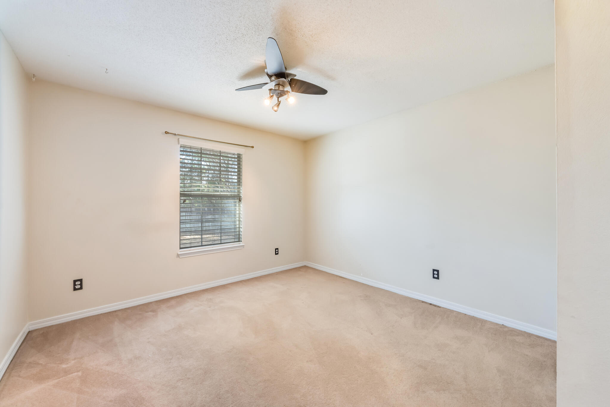 FOXWOOD ADDITION S/D - Residential