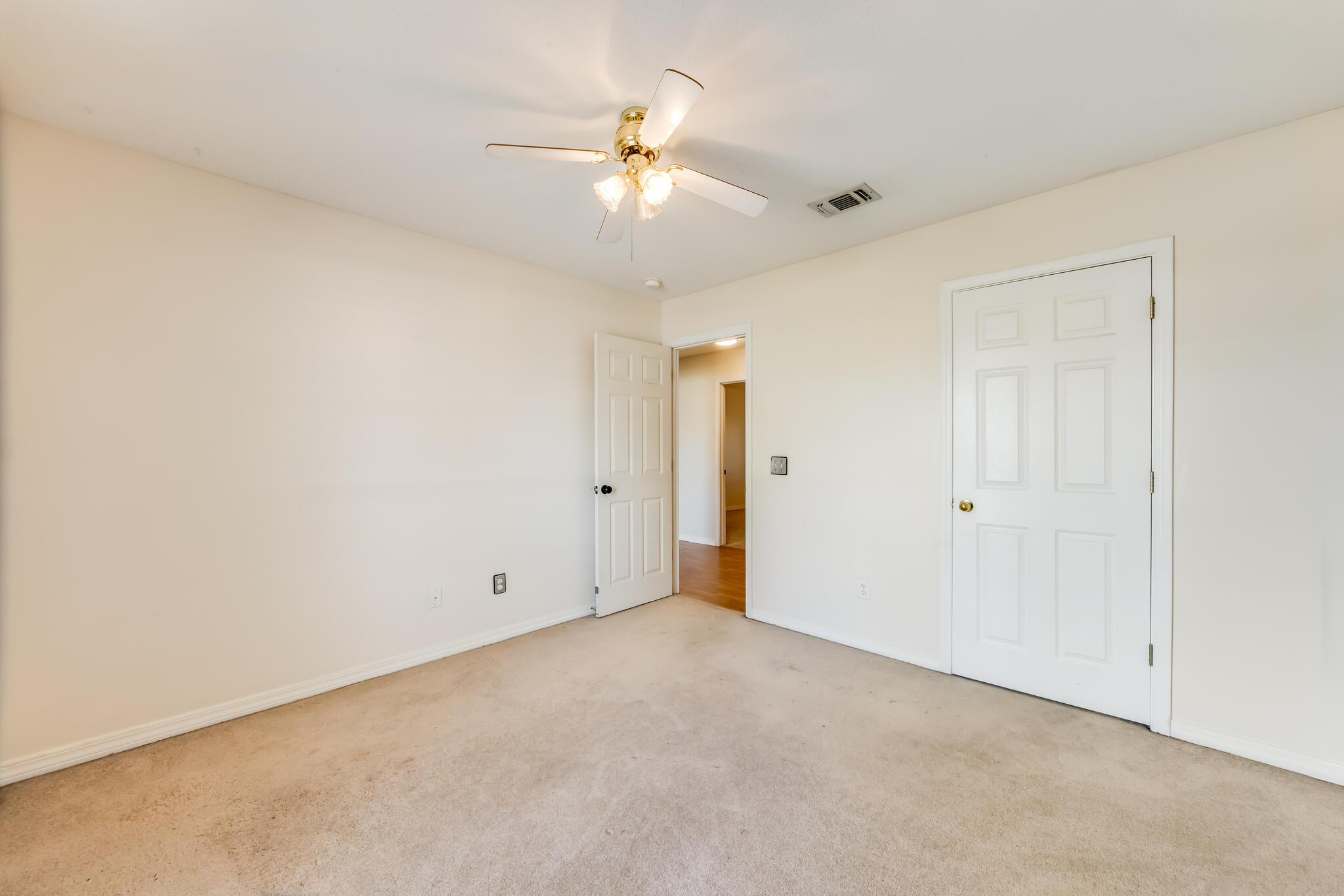 FOXWOOD ADDITION S/D - Residential