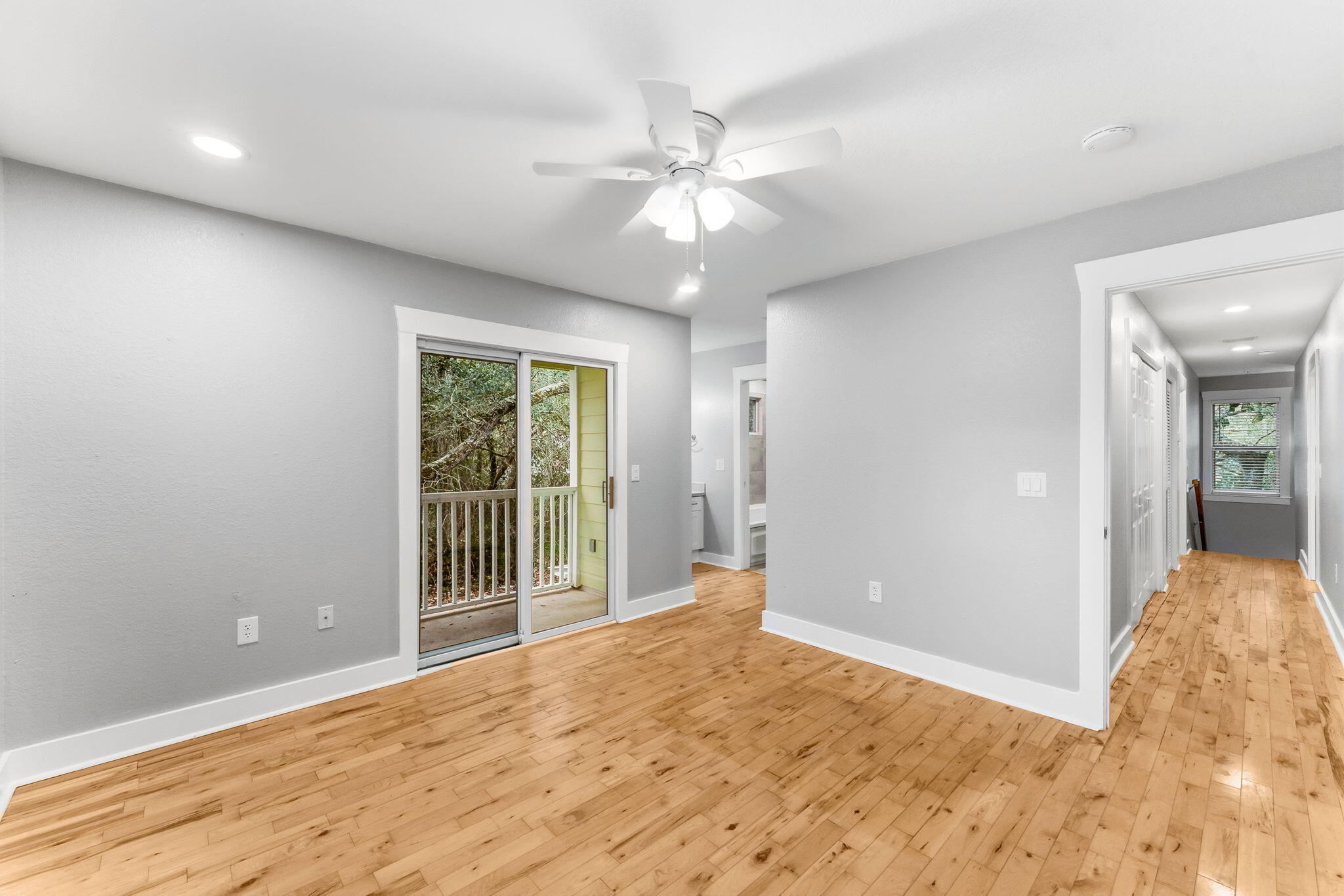 BAY MAGNOLIA - Residential Lease